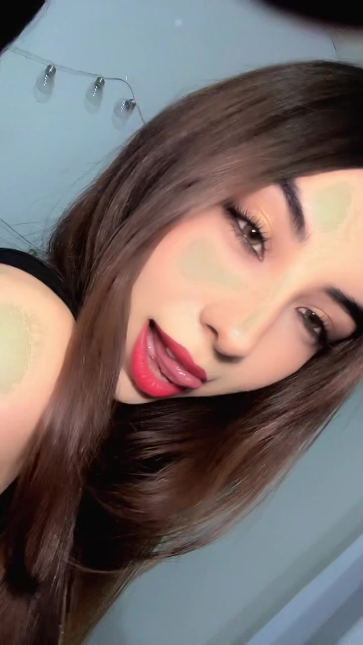 @️Liz Carrillo