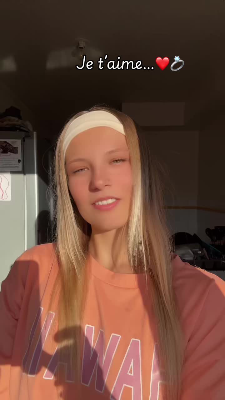 @꧁•⊹٭𝙲𝚊𝚖٭⊹•꧂