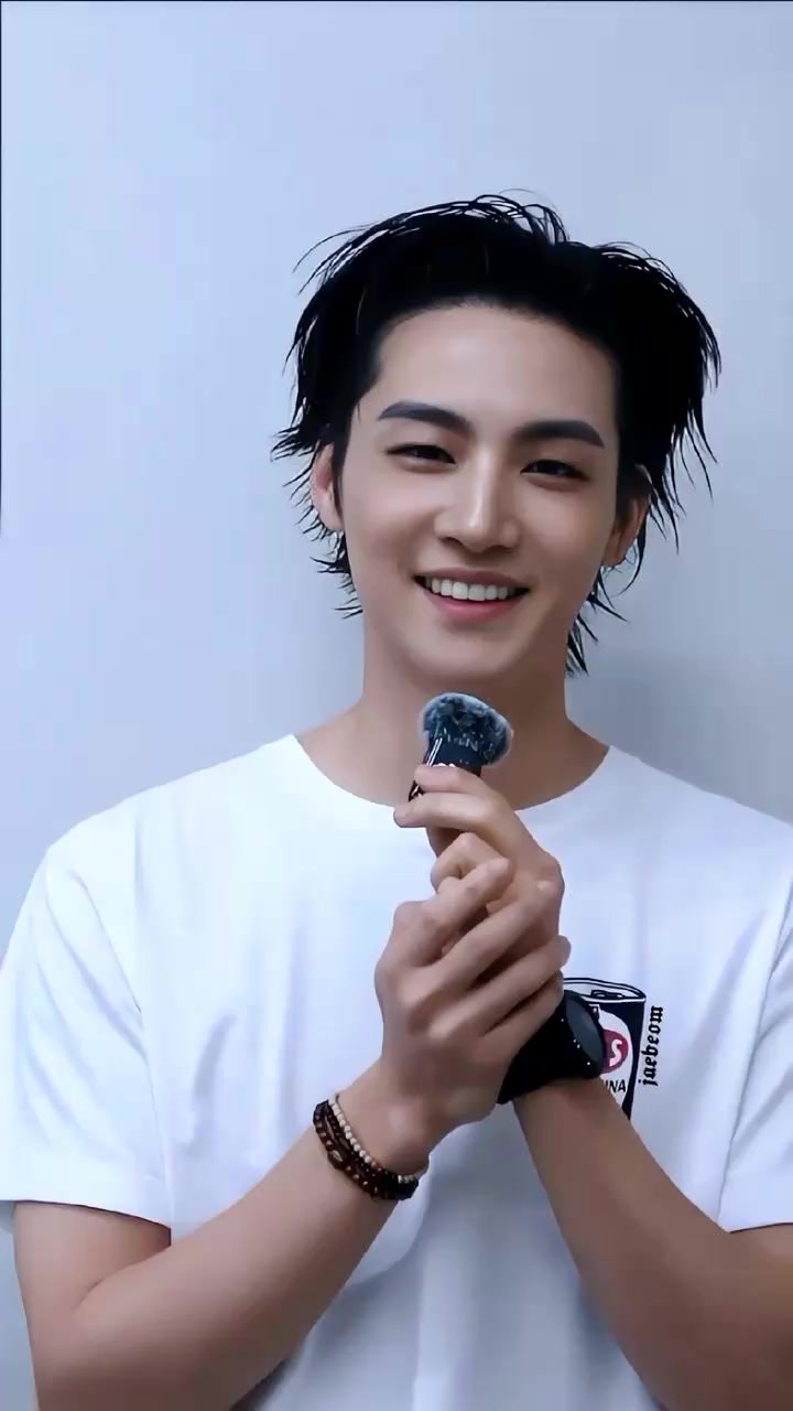 @yui💚igot7jayb🌴TR.EE🍂🌳陈哲元