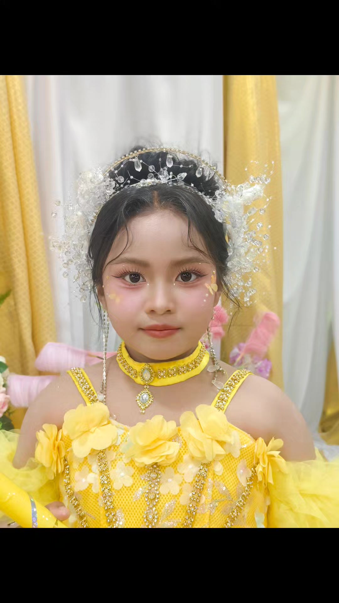 @Alweenaเป็นเพื่อนสนิทไรมีชัญญา