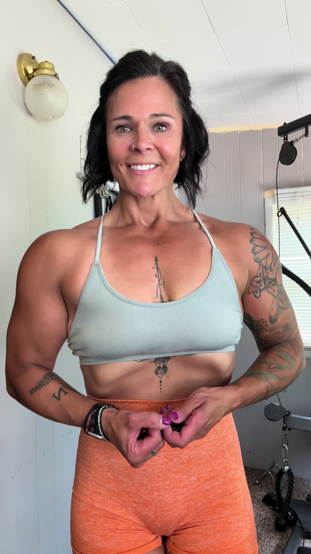 @fitmom_of_4_
