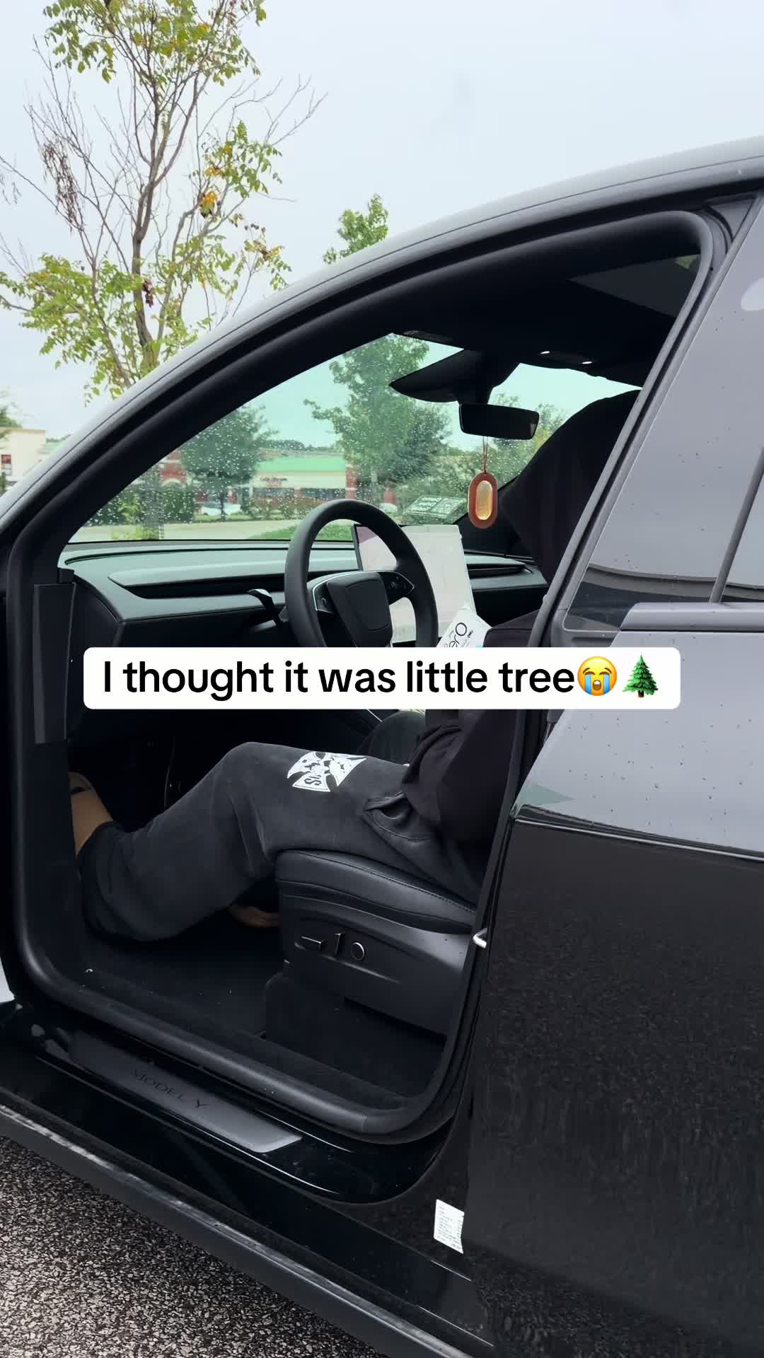 @jaylinfinds