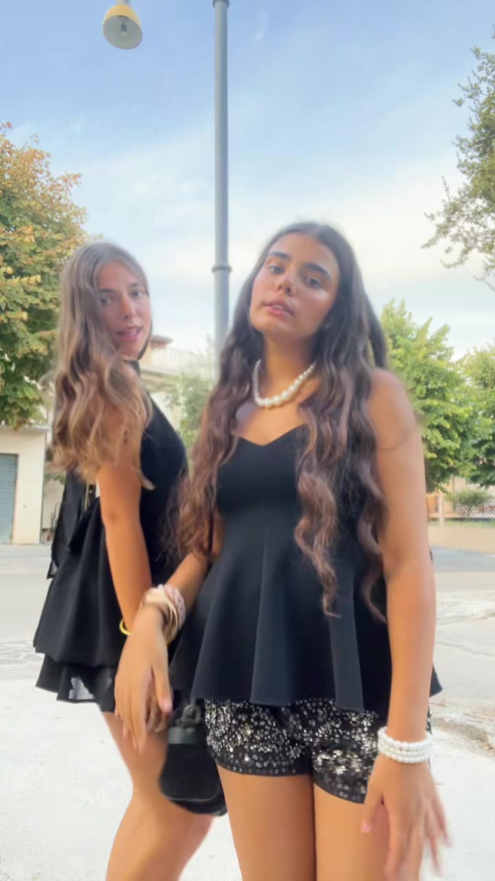 @LILOU