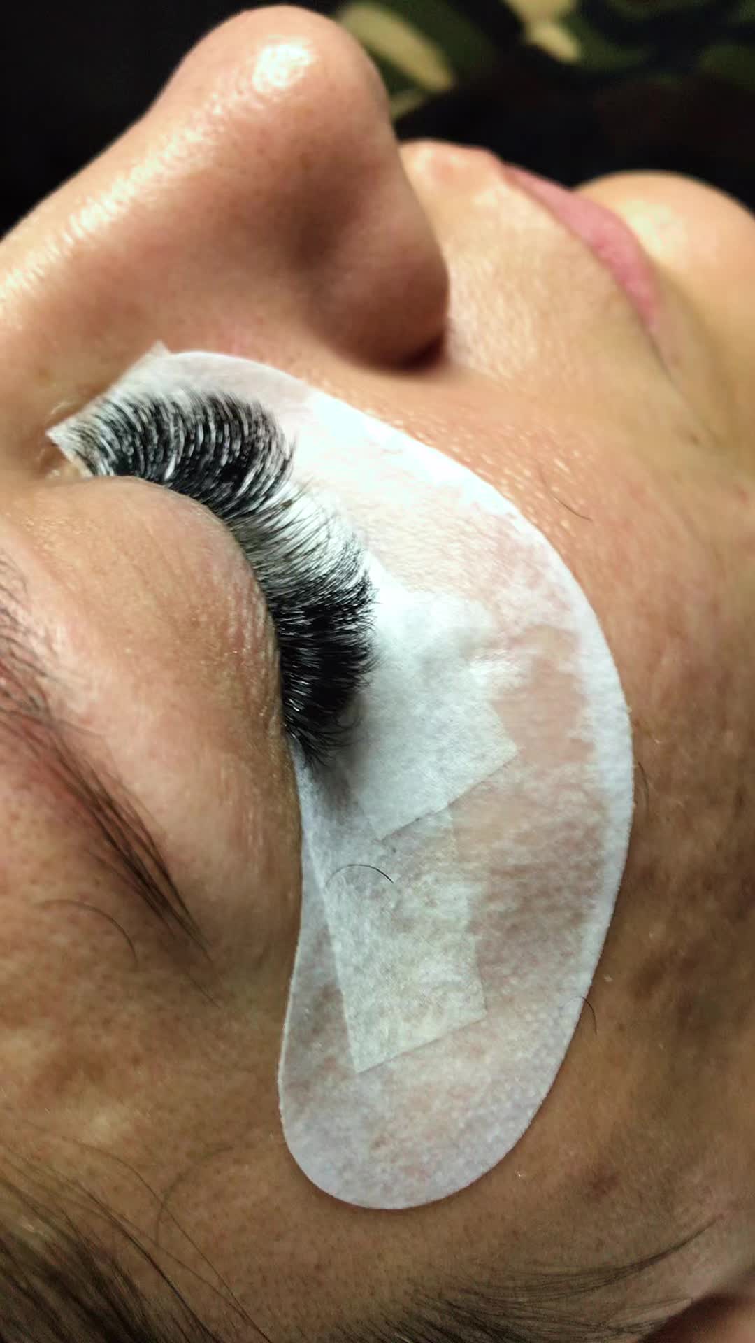 @TLClashes &bull; 208 lash artist💎