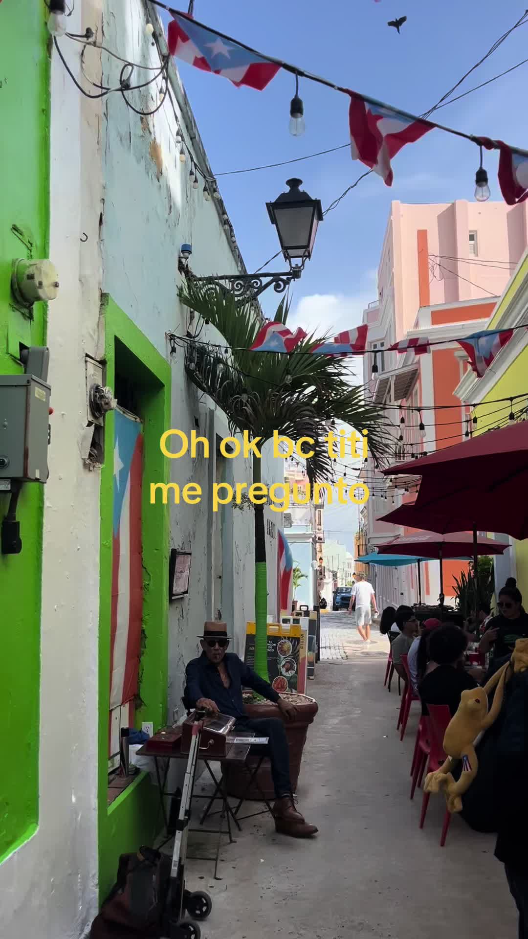 @🍨