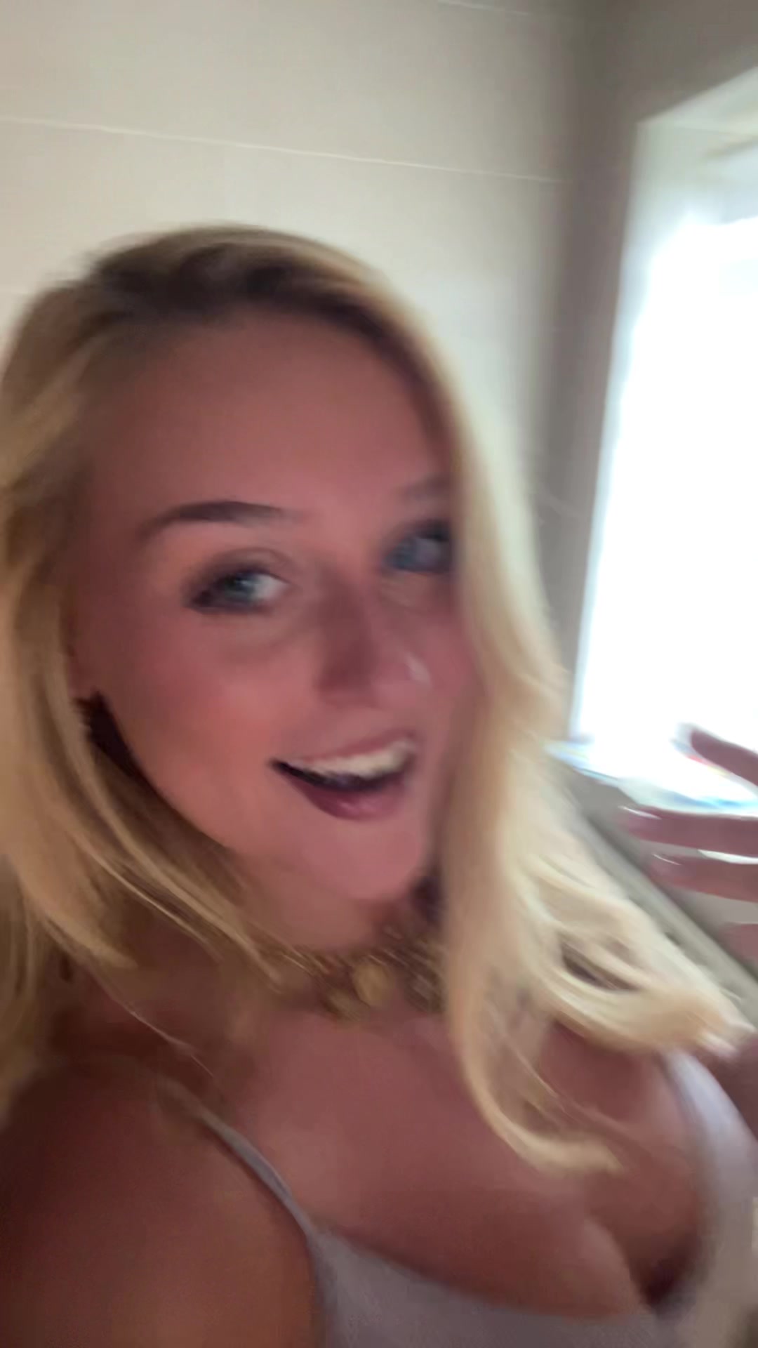 @Emi