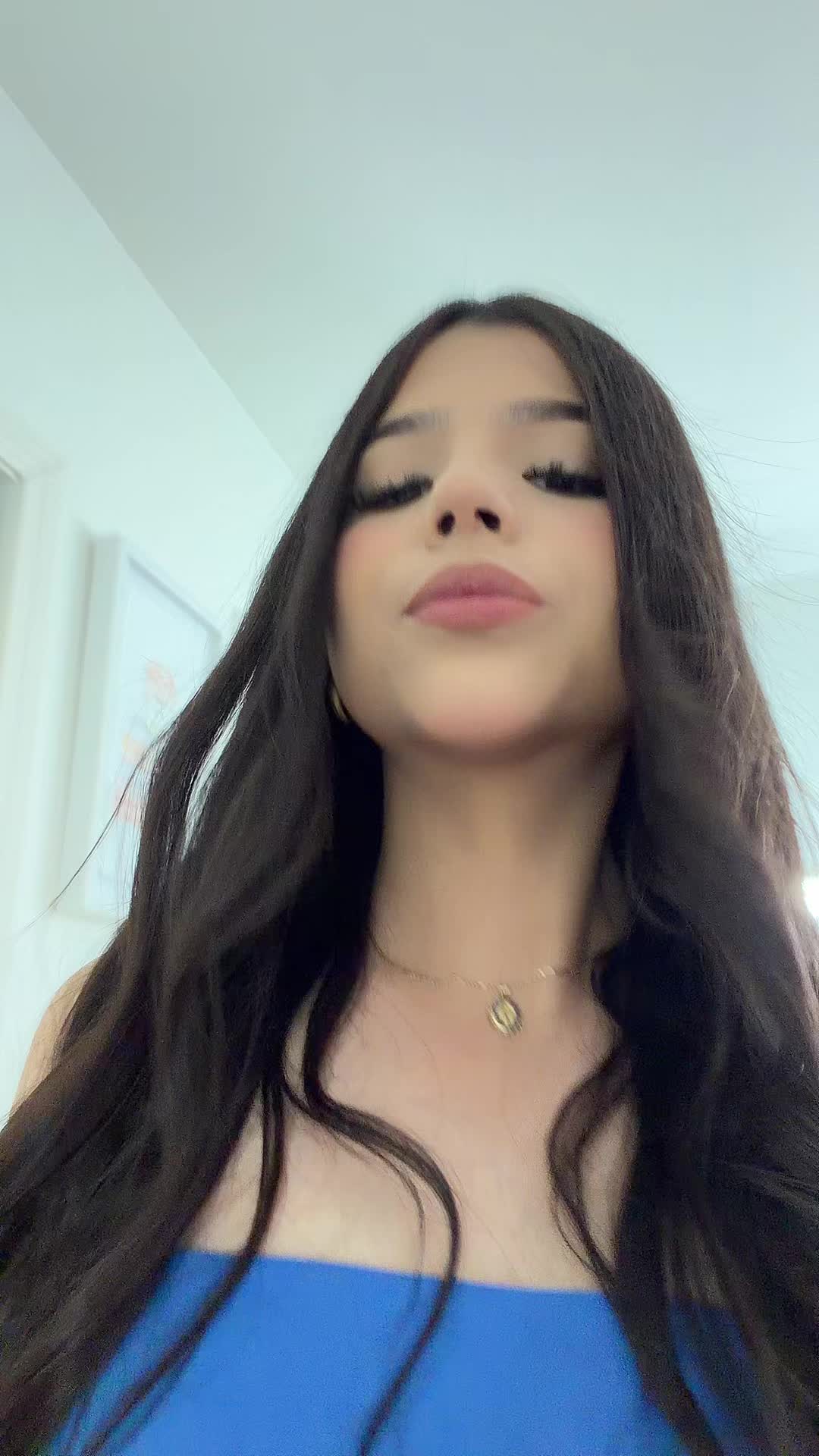 @𝐂𝐫𝐢𝐬𝐚𝐥𝐢𝐚♛