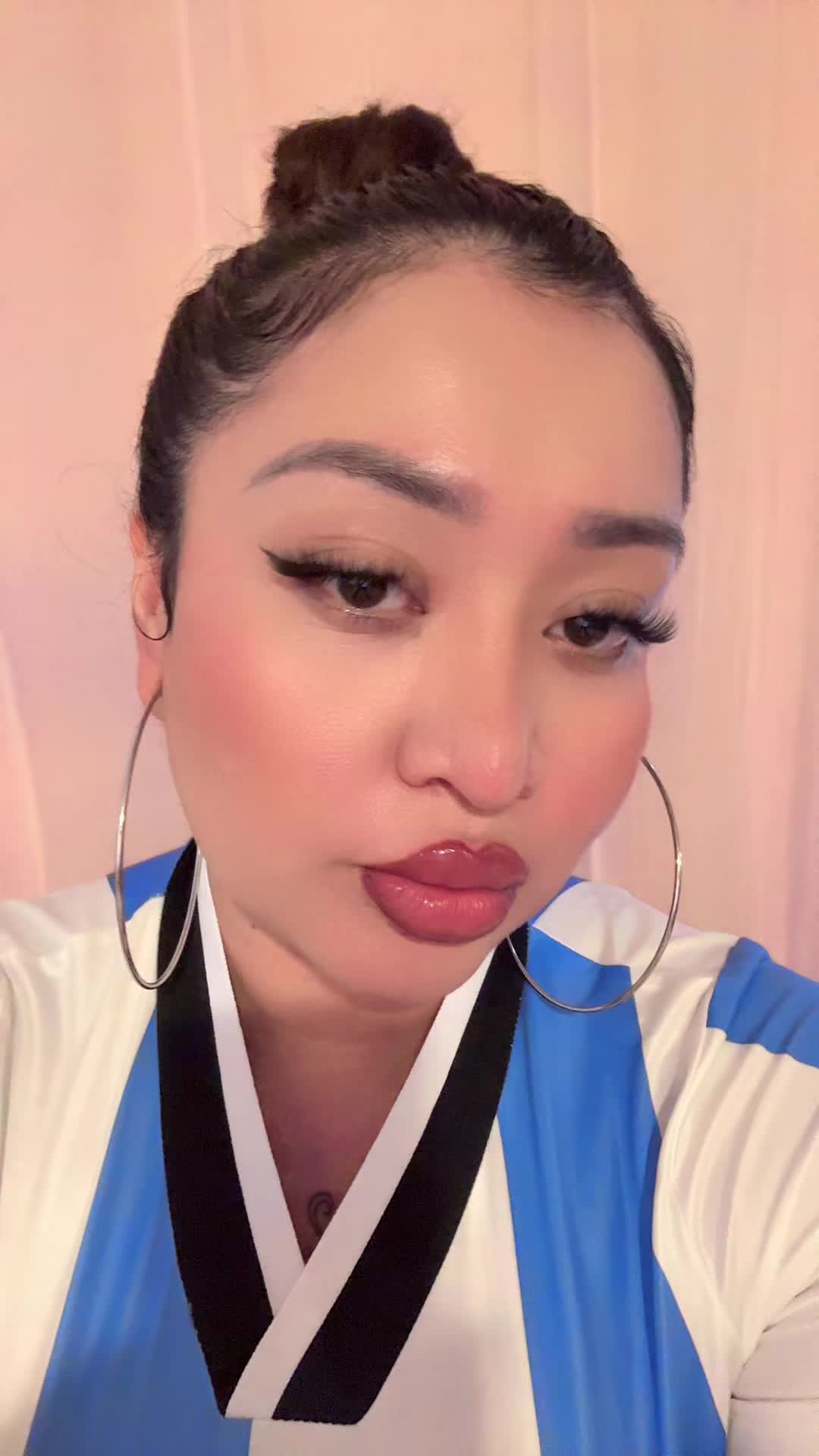 @𝓜𝓪𝓻𝓲𝓵𝔂2🧸