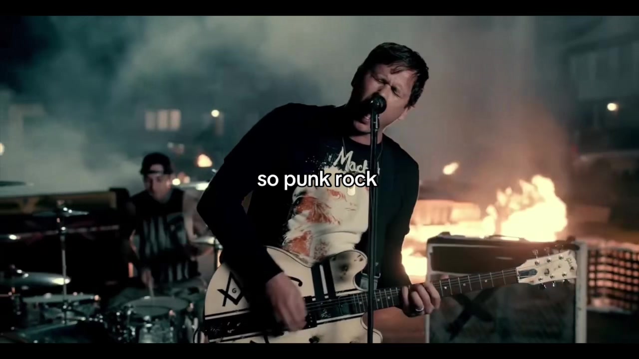 @Blink-182 Fan Page