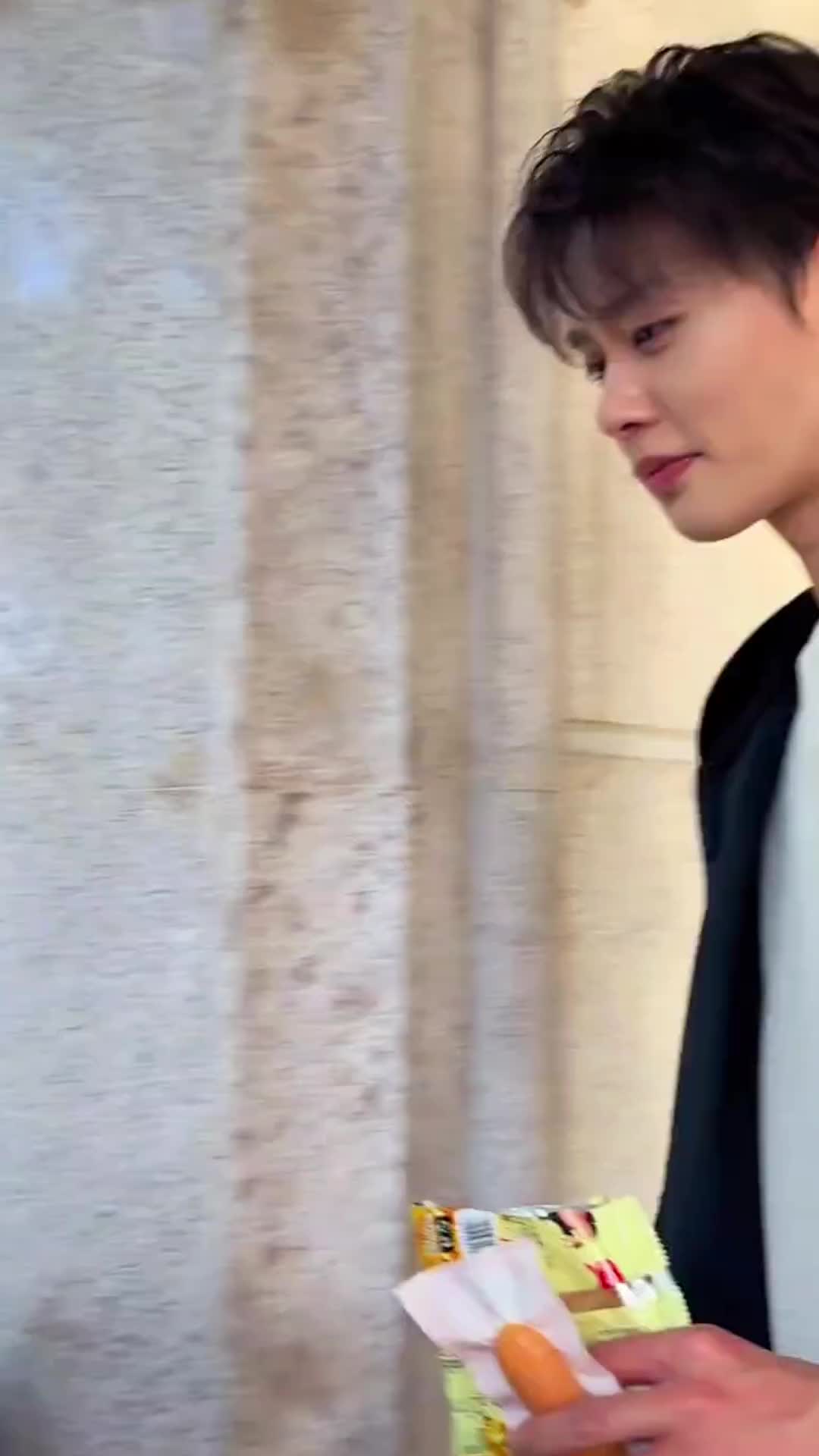 @🌻yull_chun🦈
