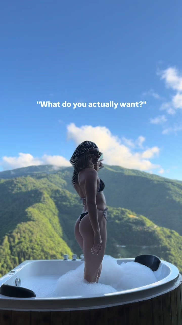 @misskrisartist