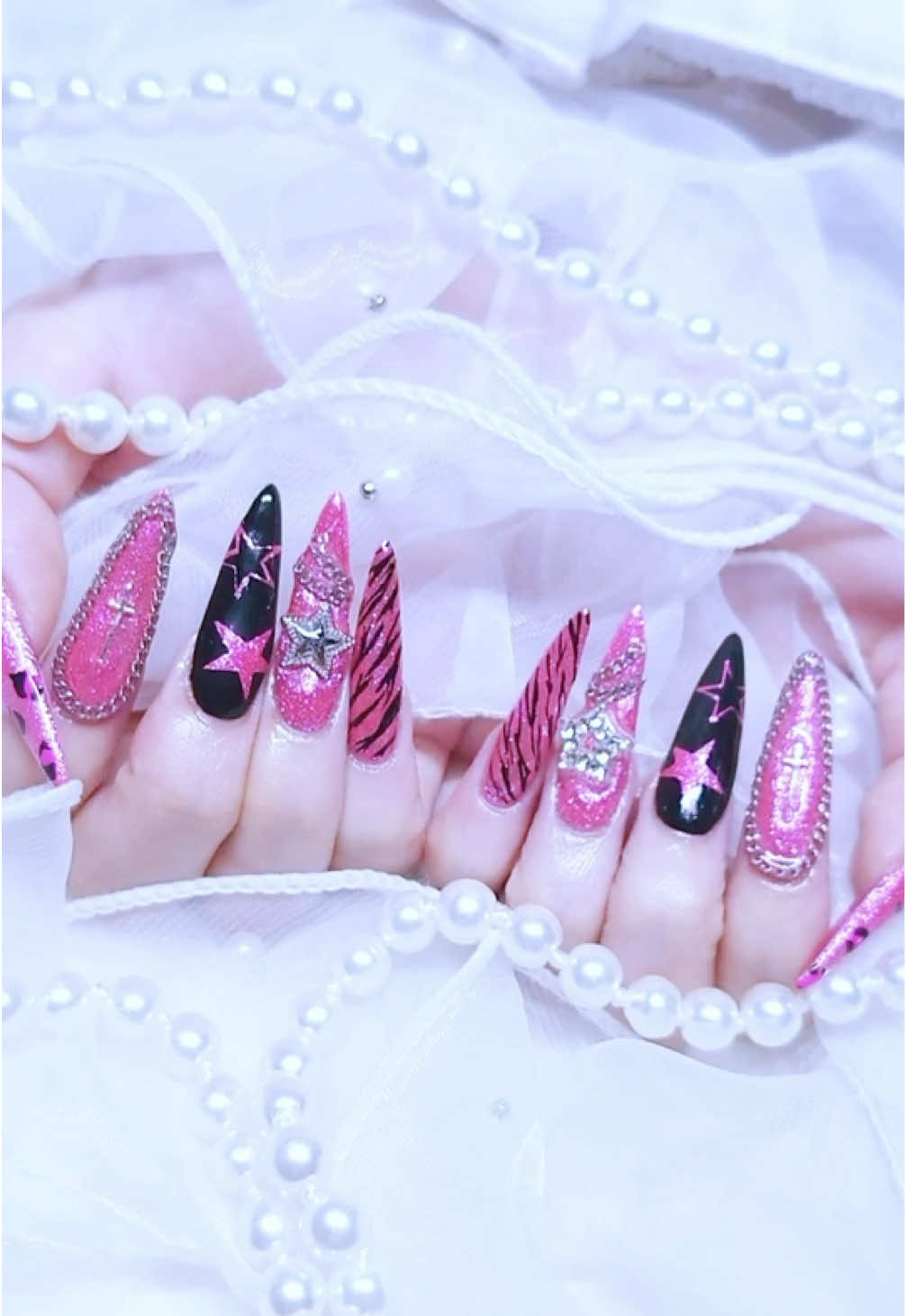 @Minami❤︎ネイリスト 名古屋/痛ネイル/3D