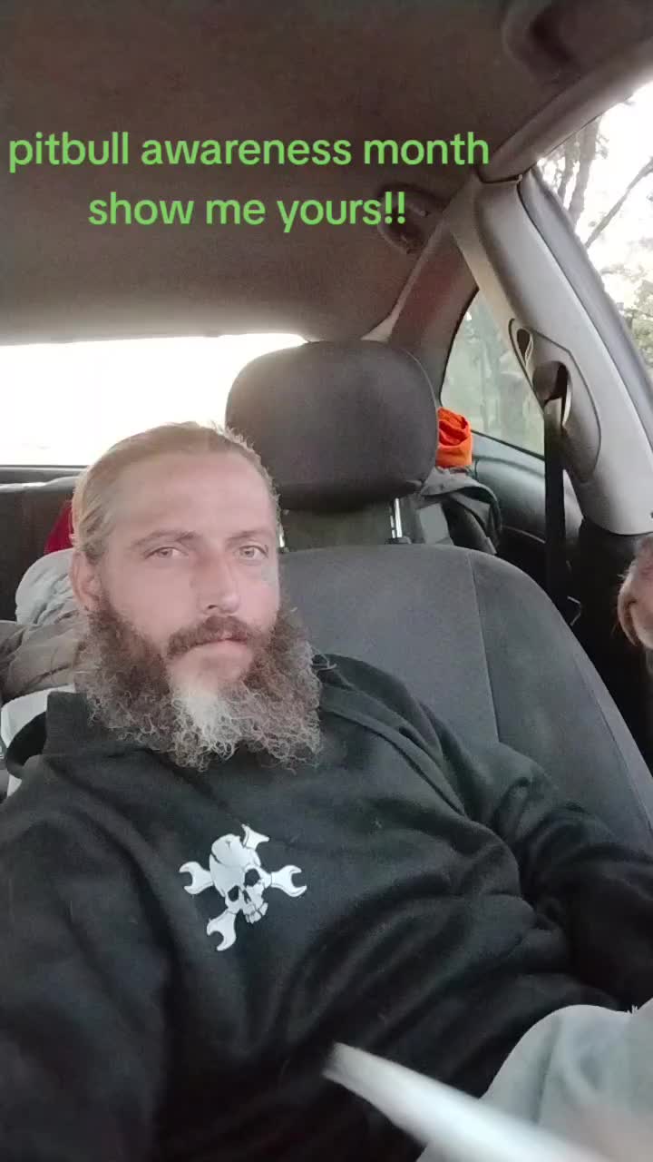 @thathollerboy