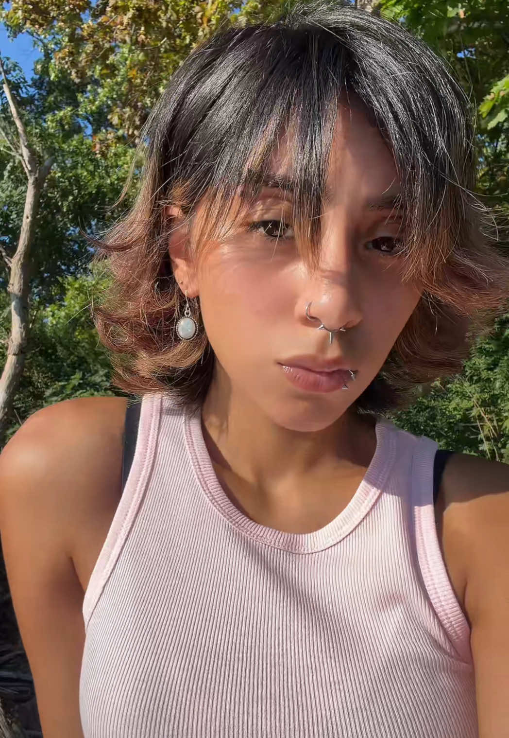 @bellaabones
