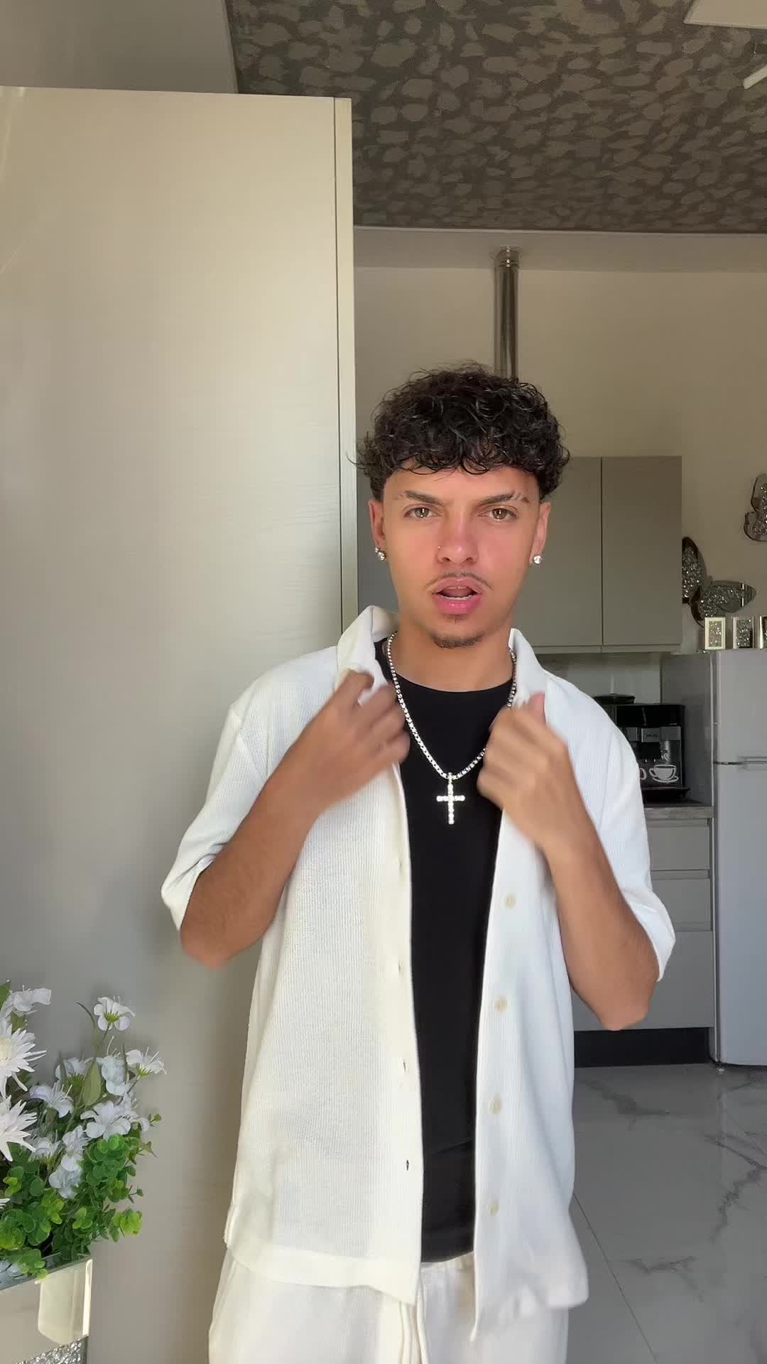 @𝑻 𝑶 𝑴 𝑨 𝑺