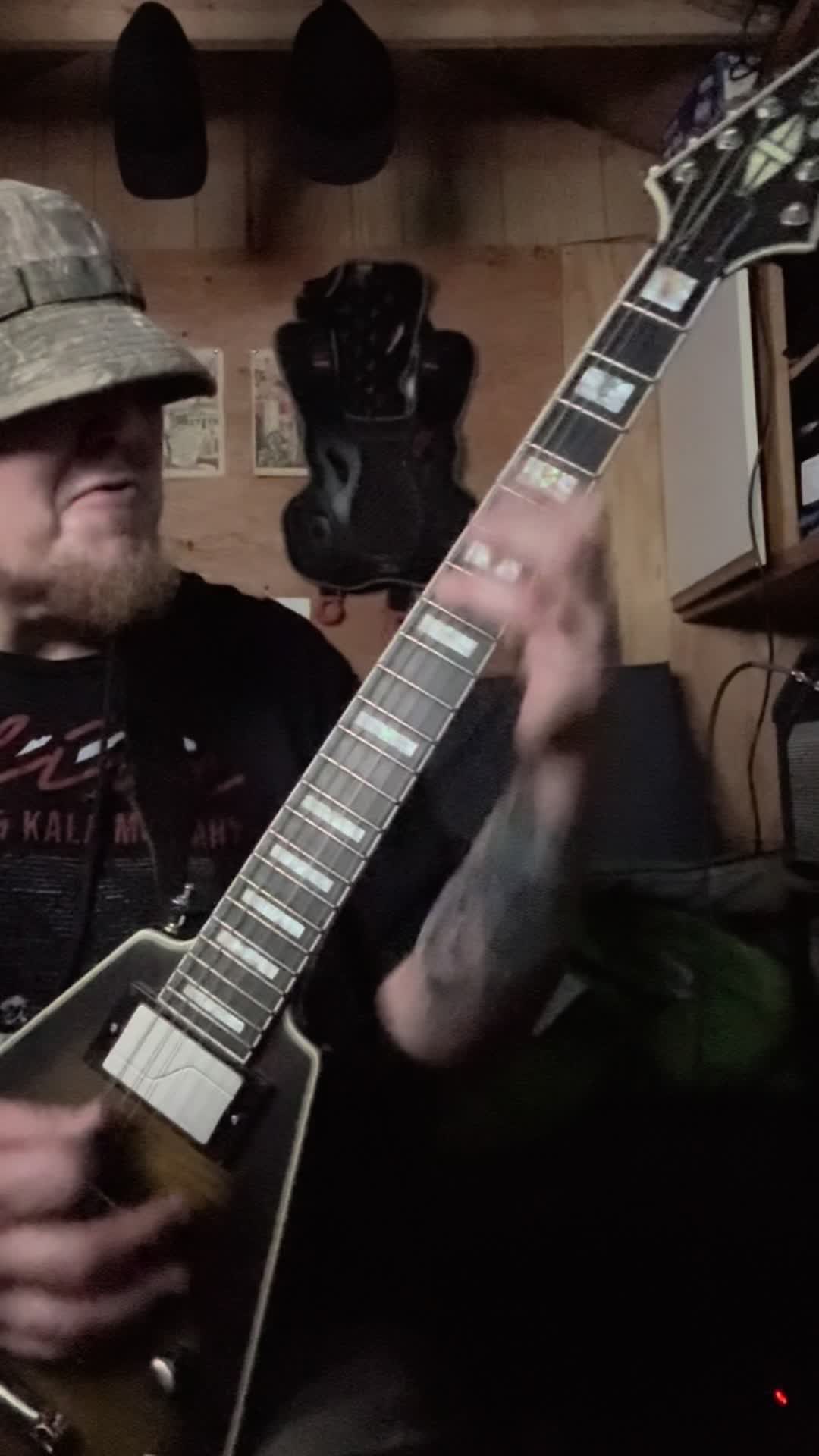 @Guitardid