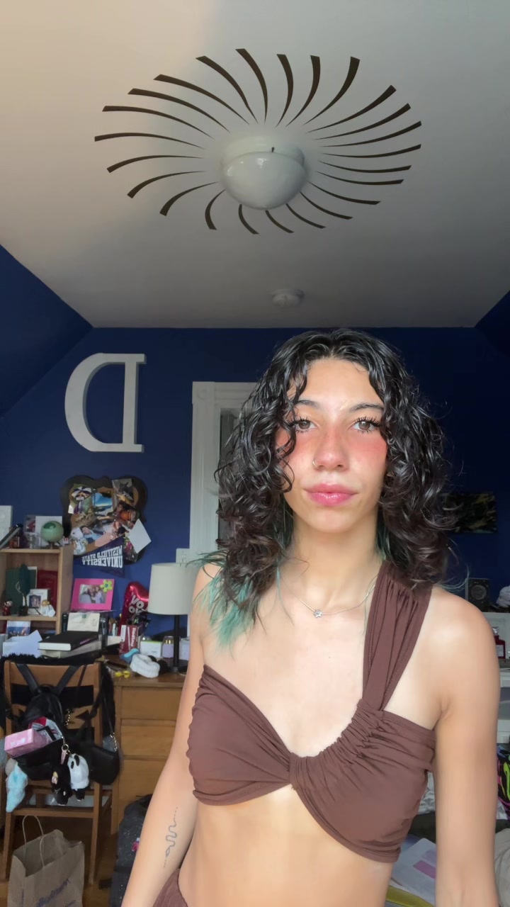 @Dani😋