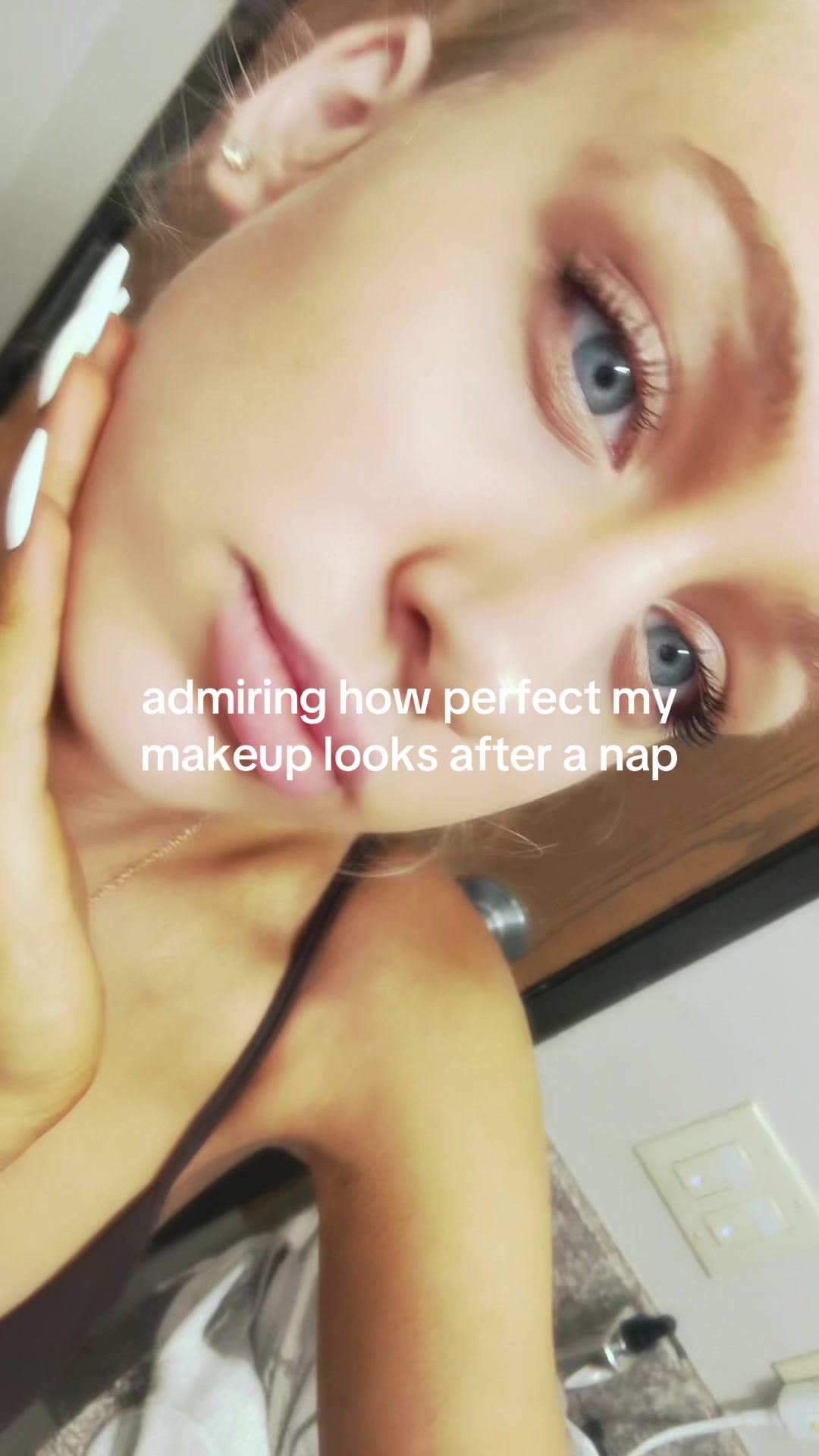 @lluxbux