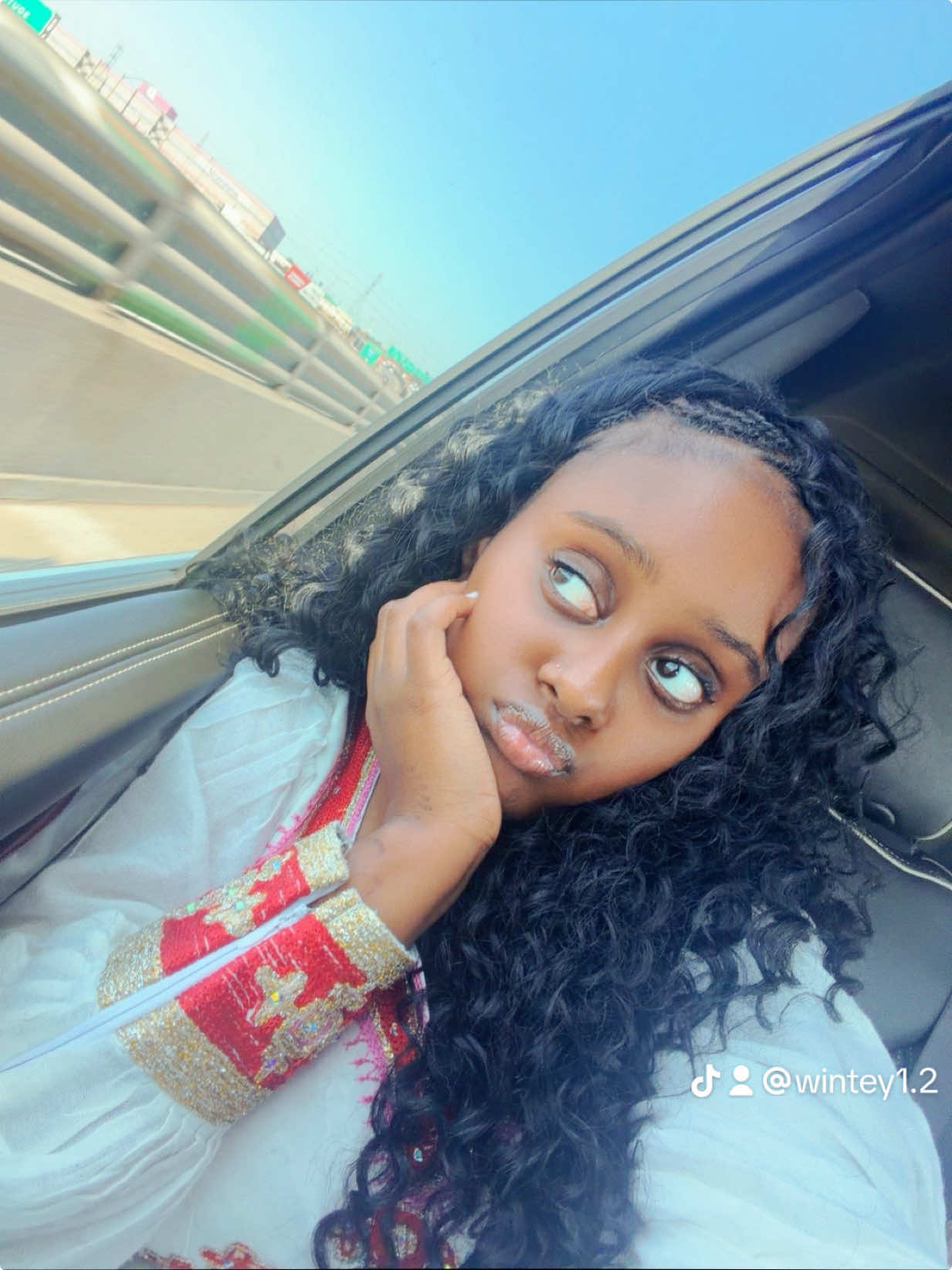 @Wintana🦋💕