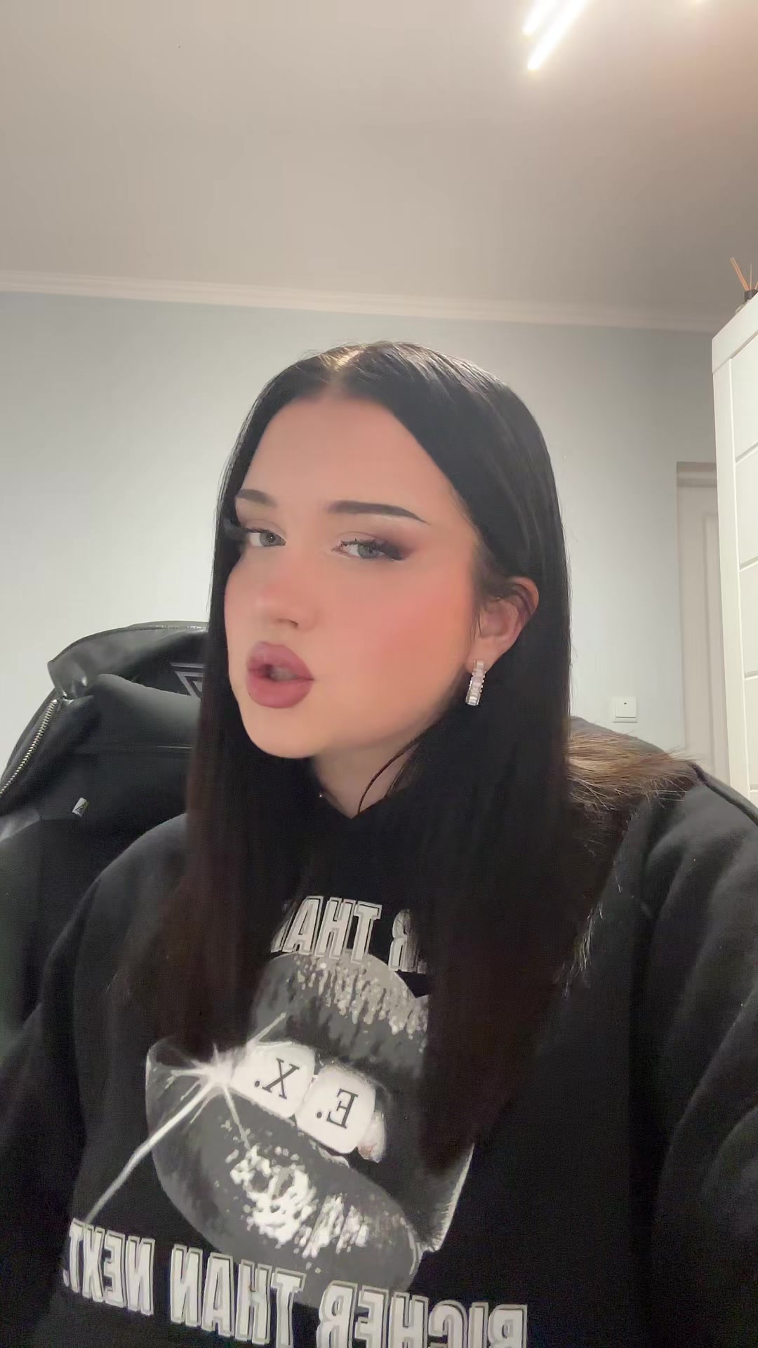 @NIYA