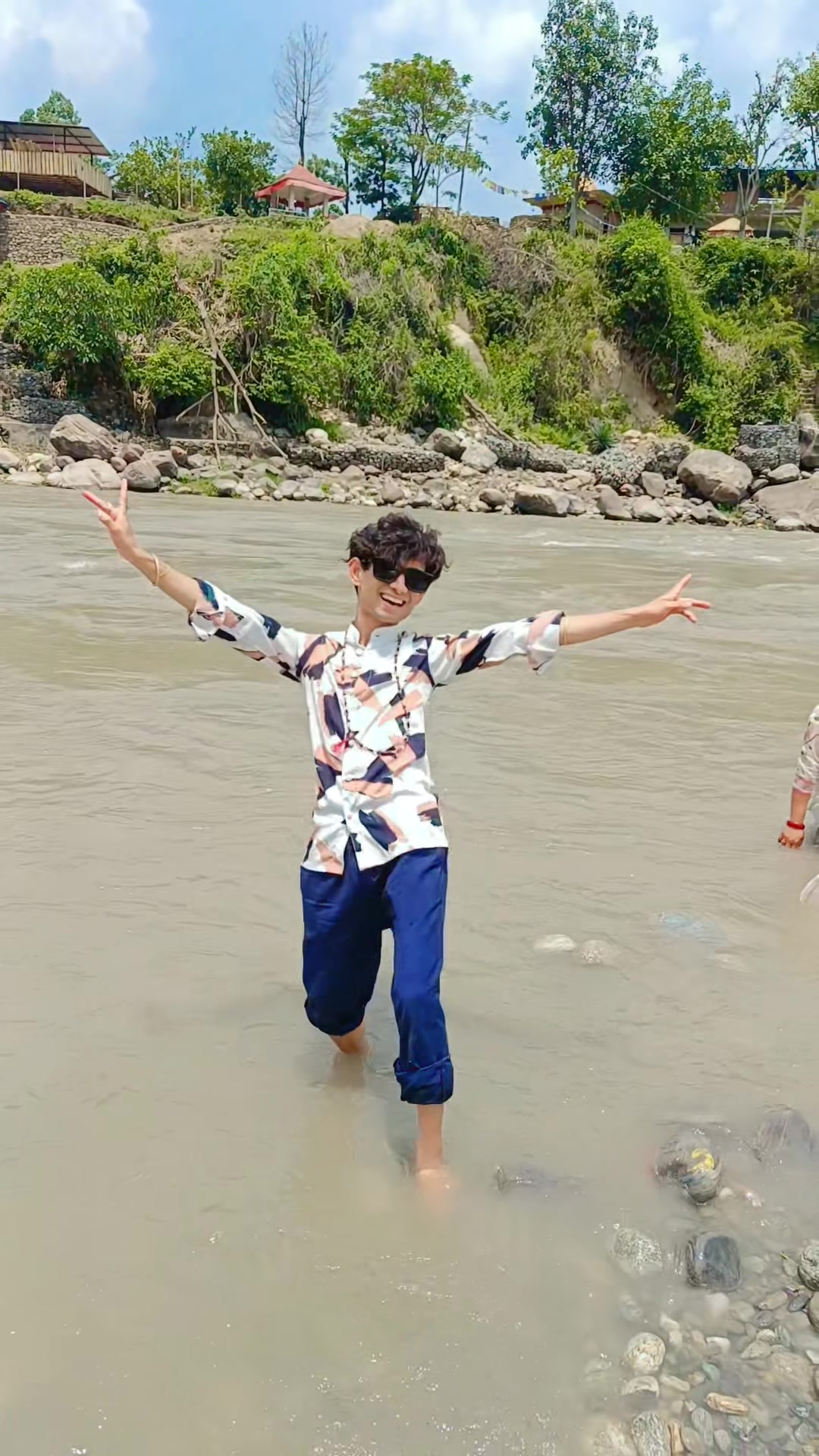 @MONC_Adhikari😍🙏💕