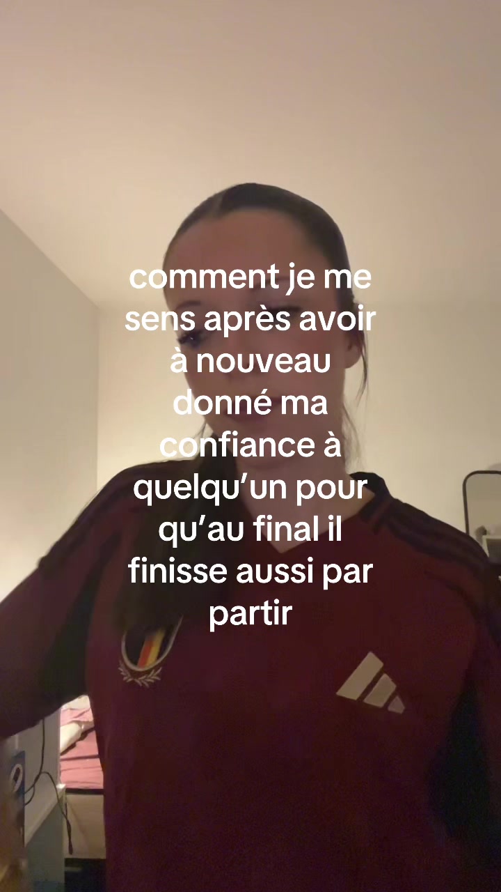 @✰𝐿ǝ𝑎✰