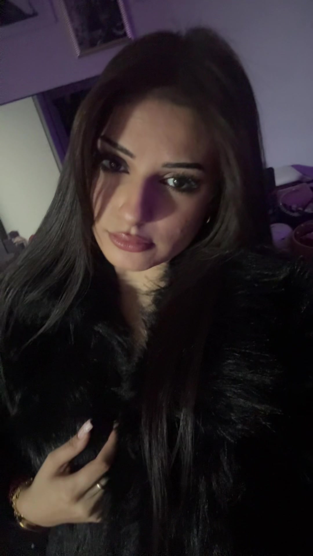 @𝐸𝓁𝒶..