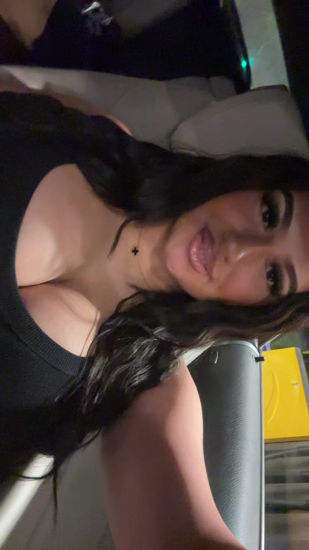@м💋🐆