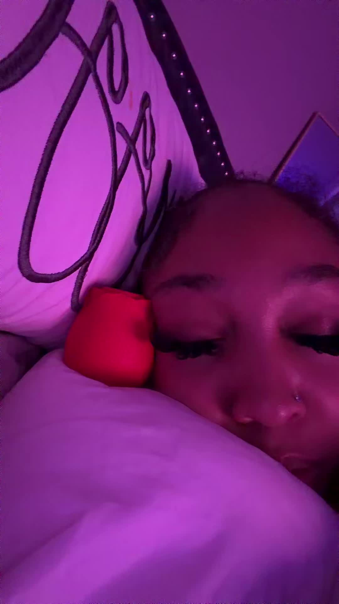 @Laaychontaa