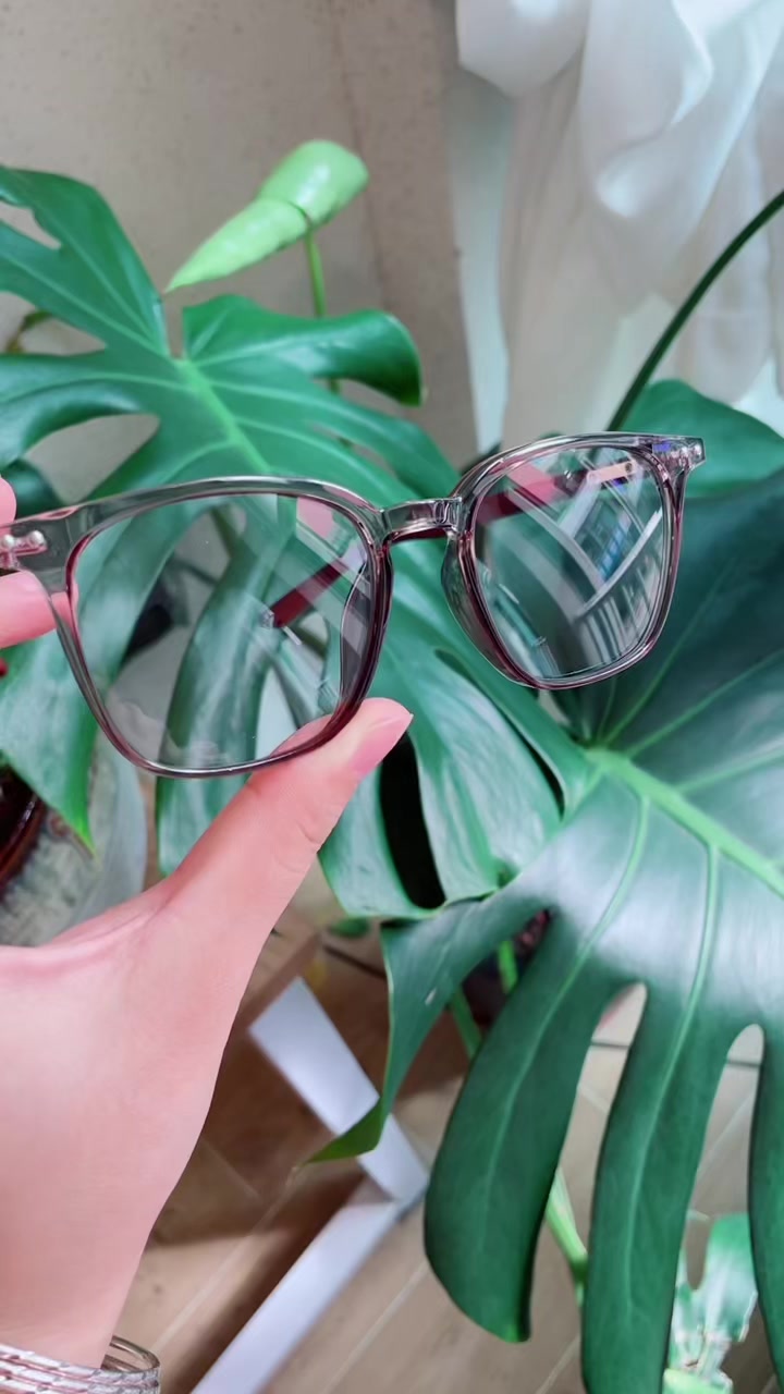 @Design Glasses