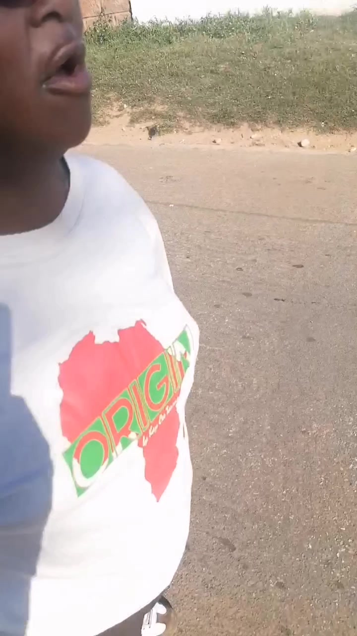 @MrSisonke