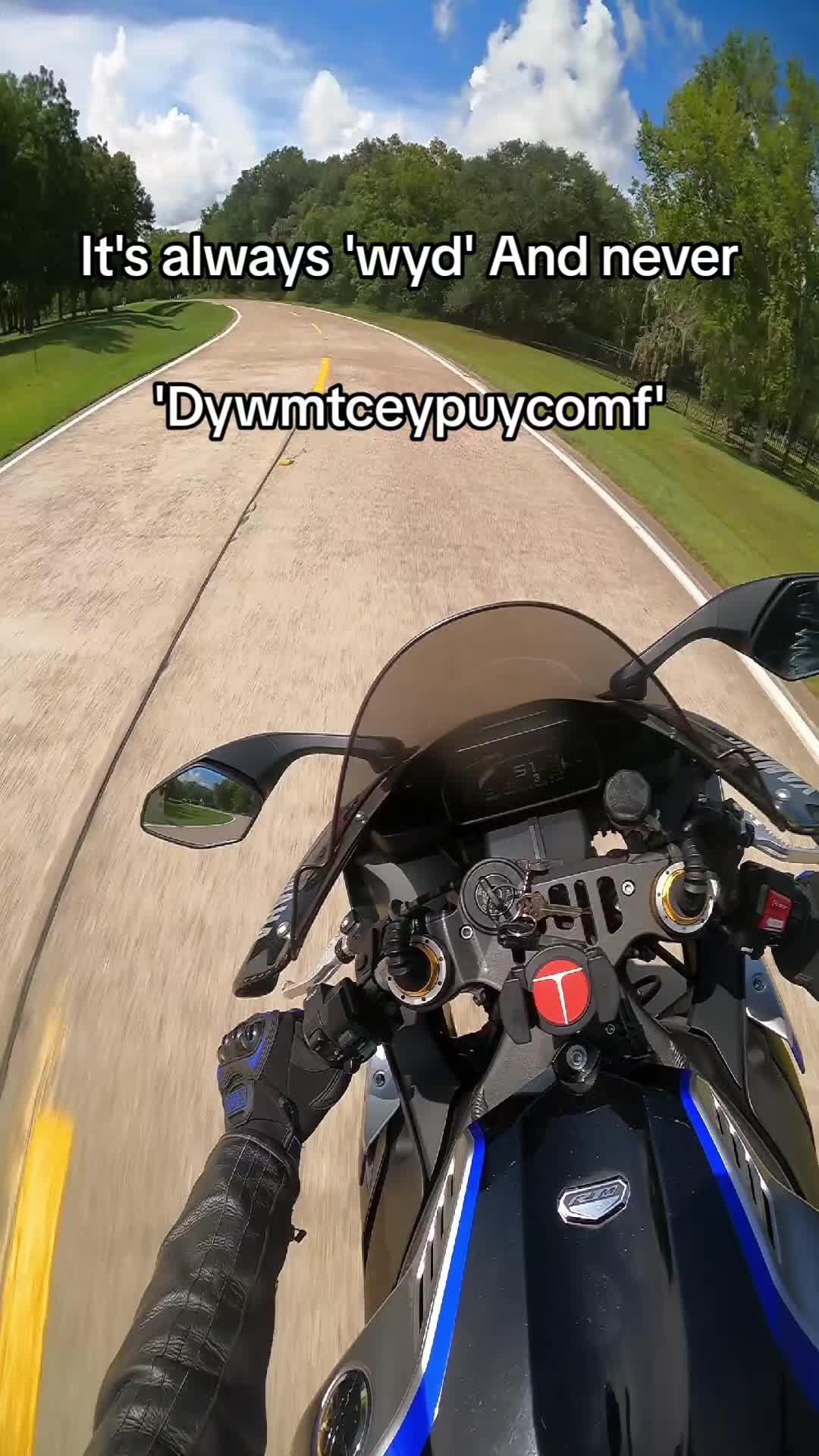 @Lakeshore Biker