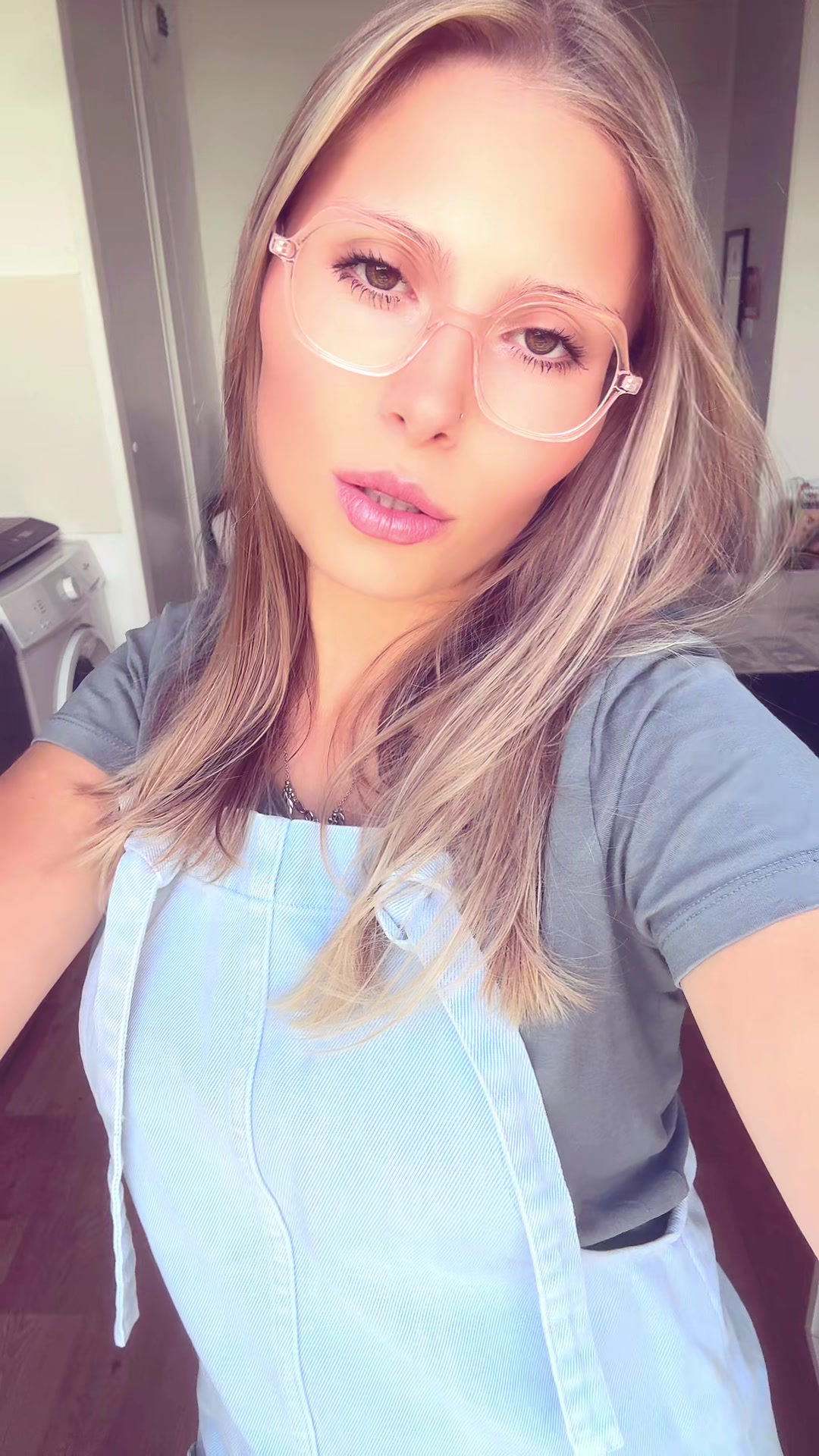 @_Ellooddiee_