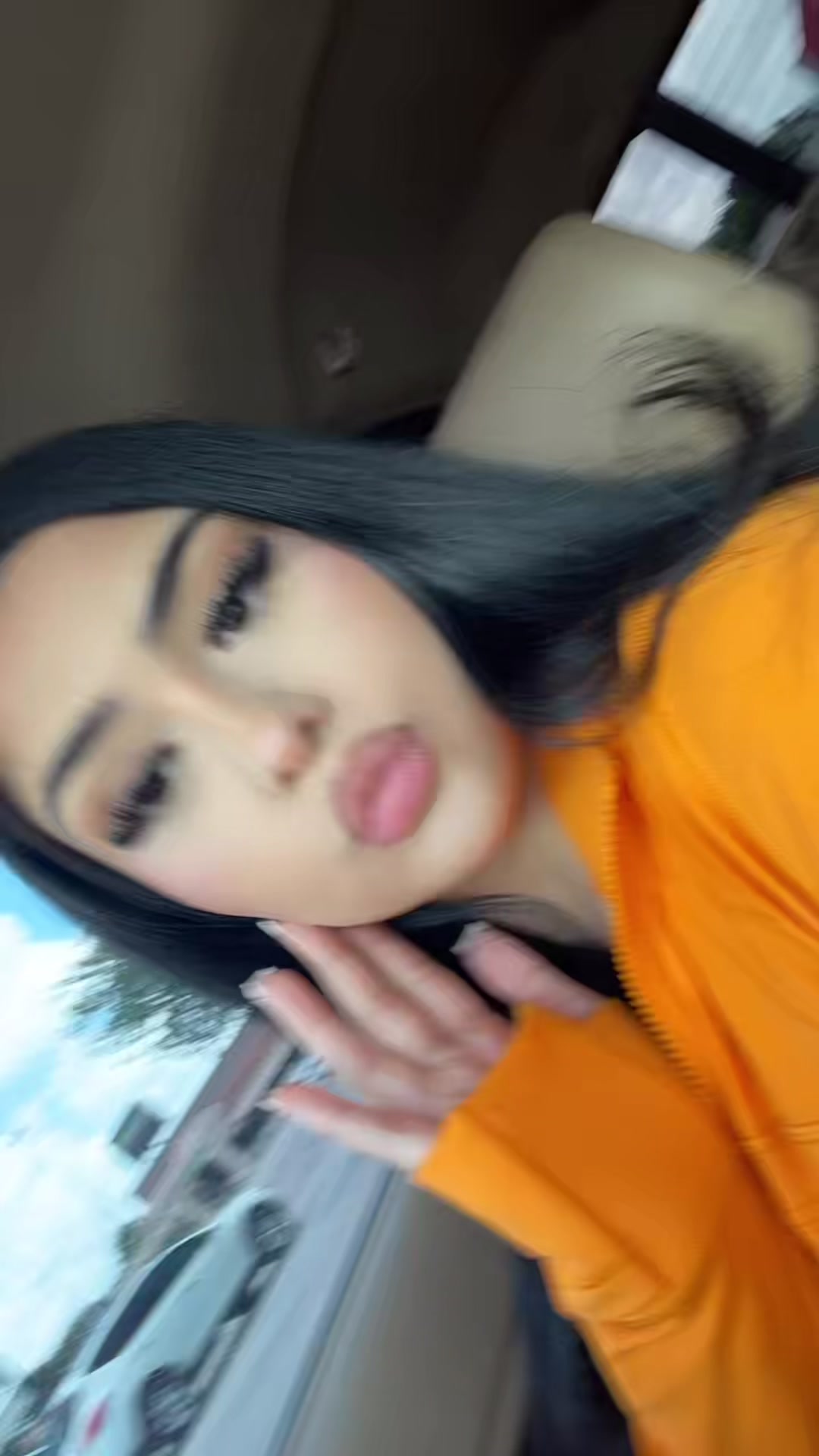 @000_m777