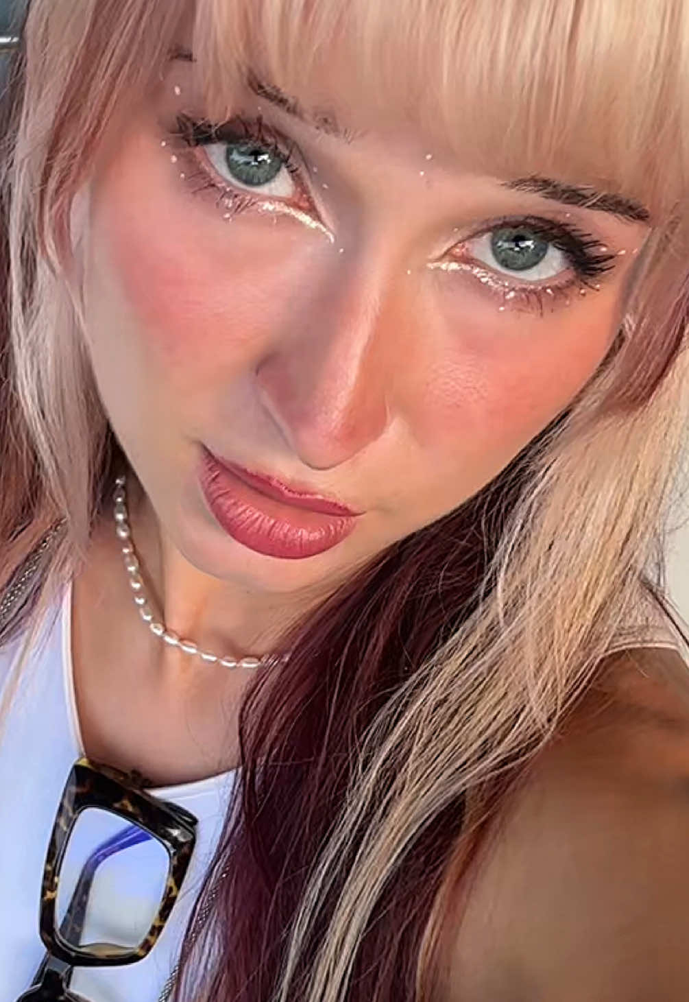 @𝐕¡