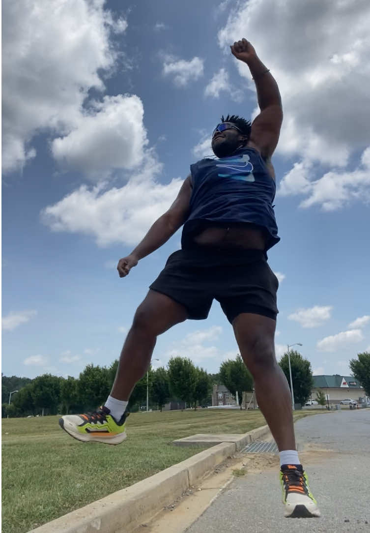 @gymwithbeezy