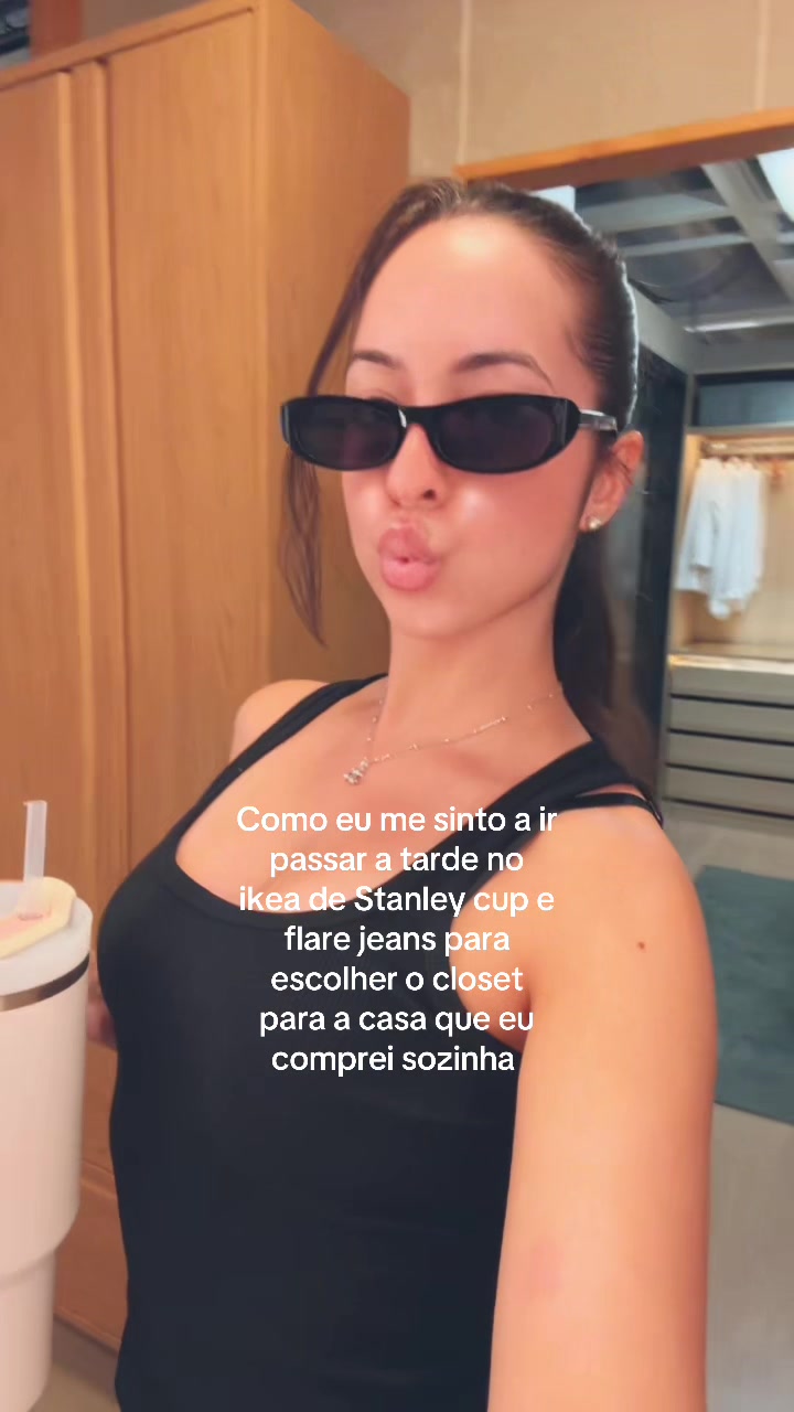 @C&aacute;tia Firmino