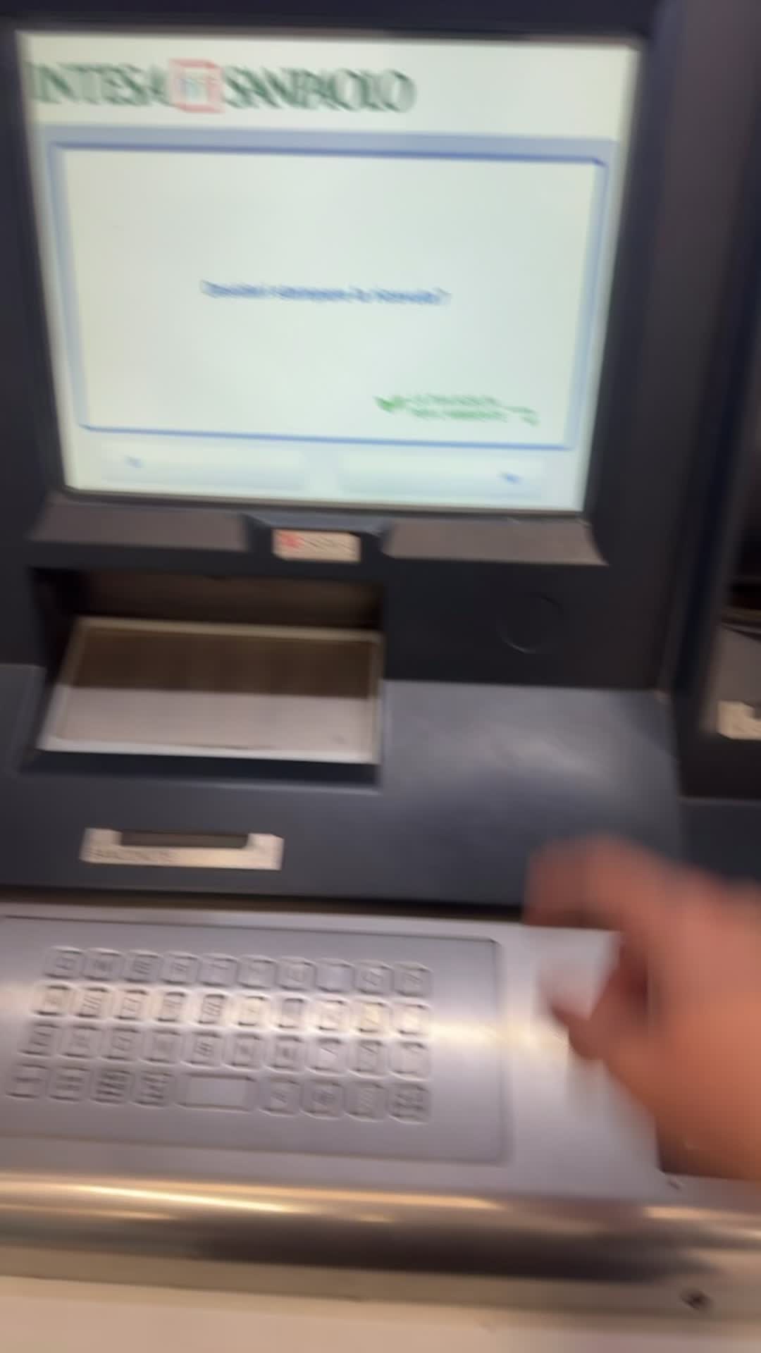 @MomiKings