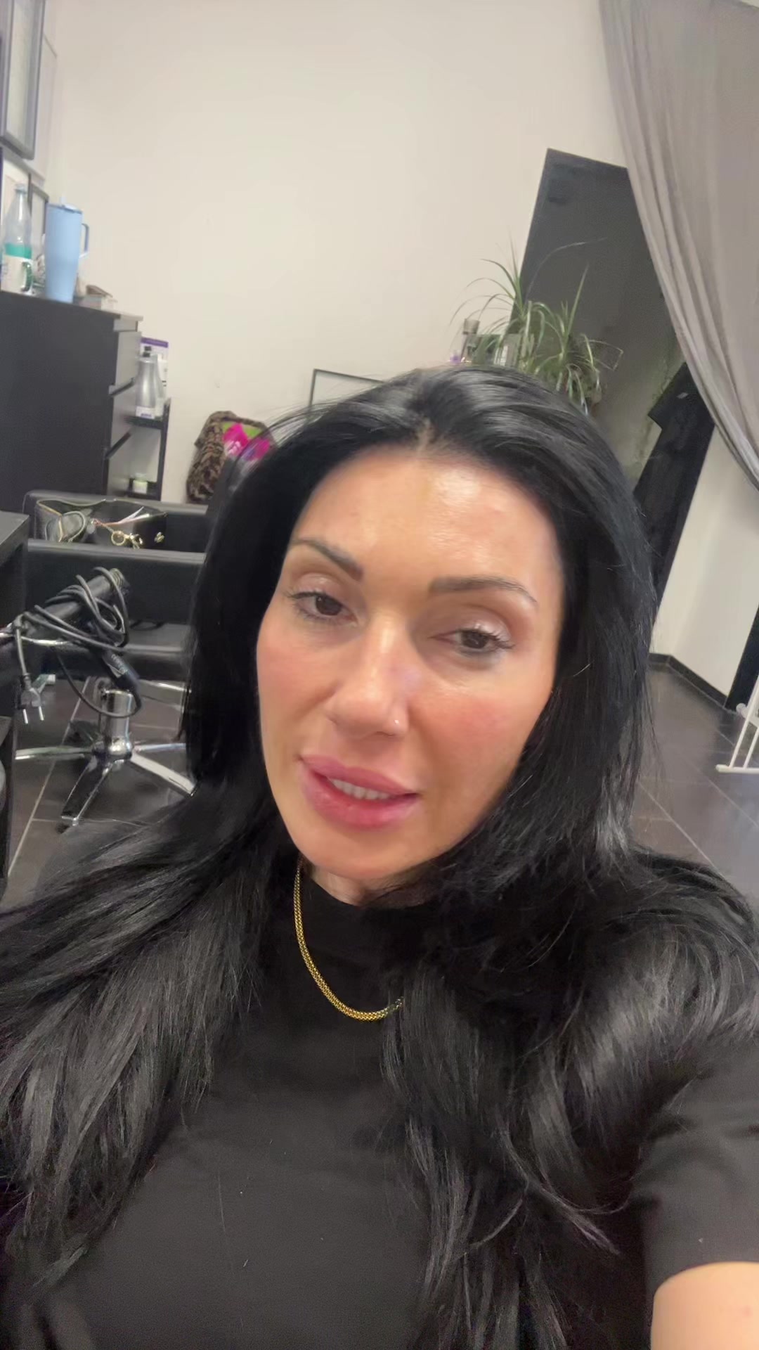 @Lisa Helfrich Hair & Head spa