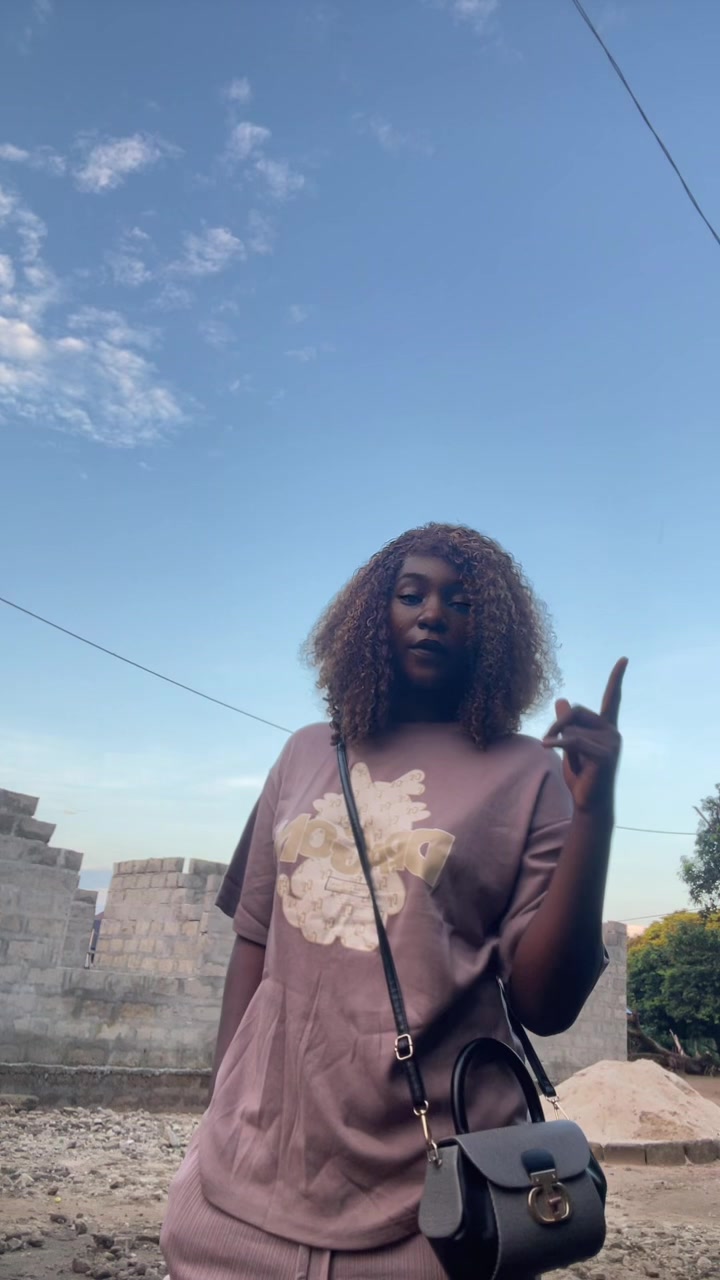 @Agirllikenippy 😘❤️🥰