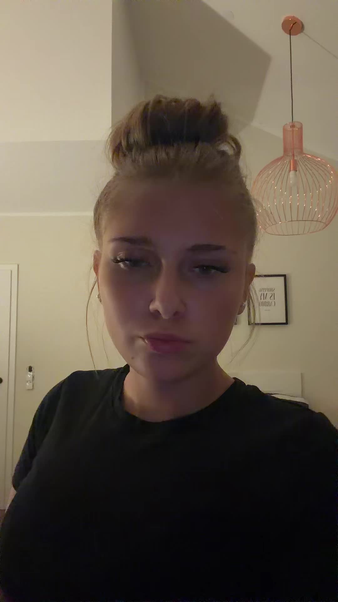 @𝒫𝒾𝒶