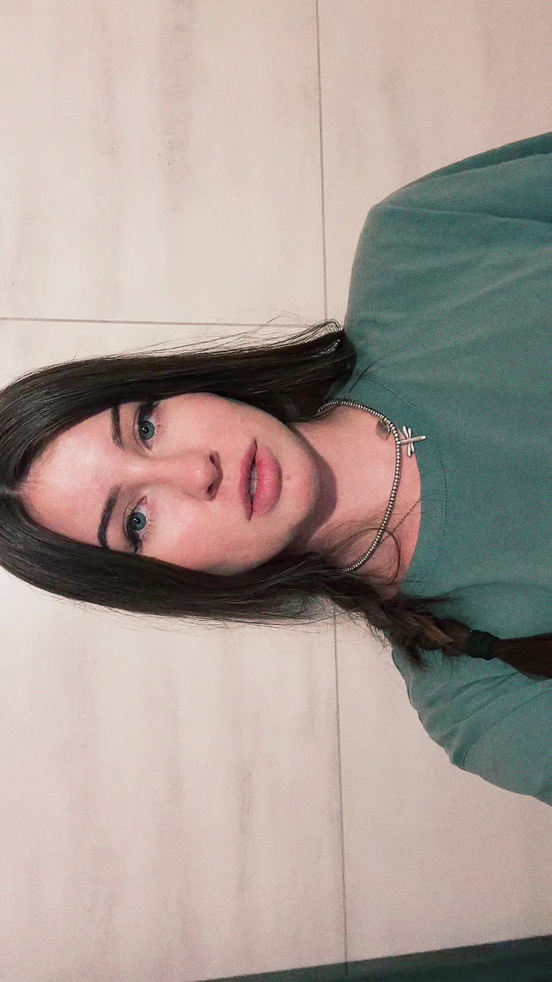 @annaiiiiiiiiiiiii