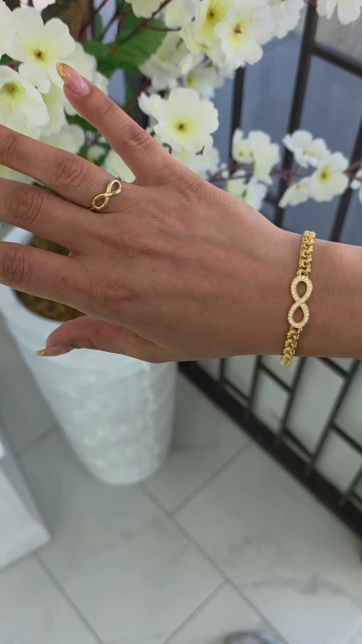 @Lizz Jewelry