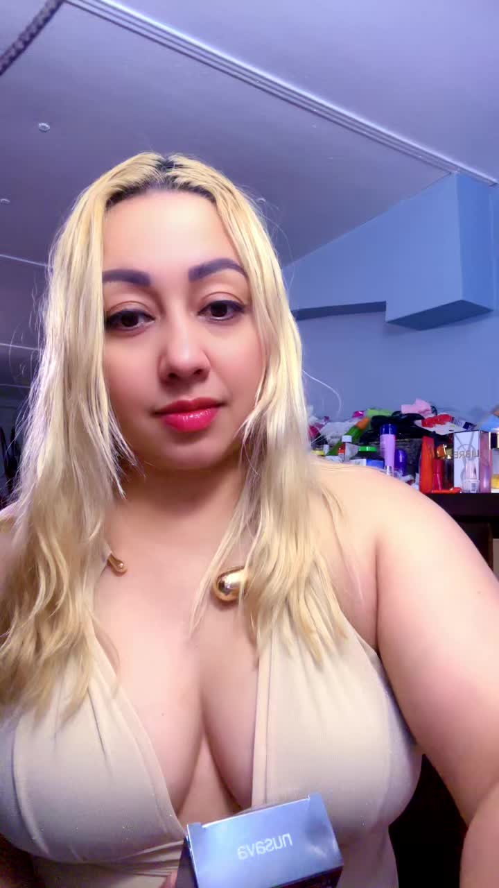 @Paty504🇭🇳👑💵🐎🦊
