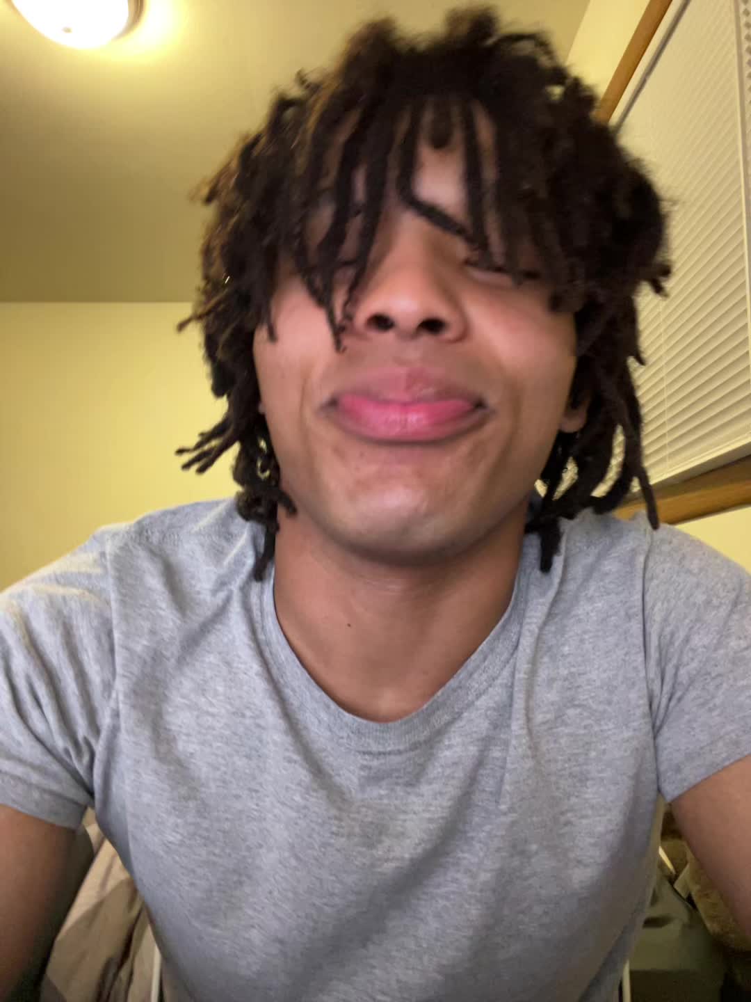 @🕴️
