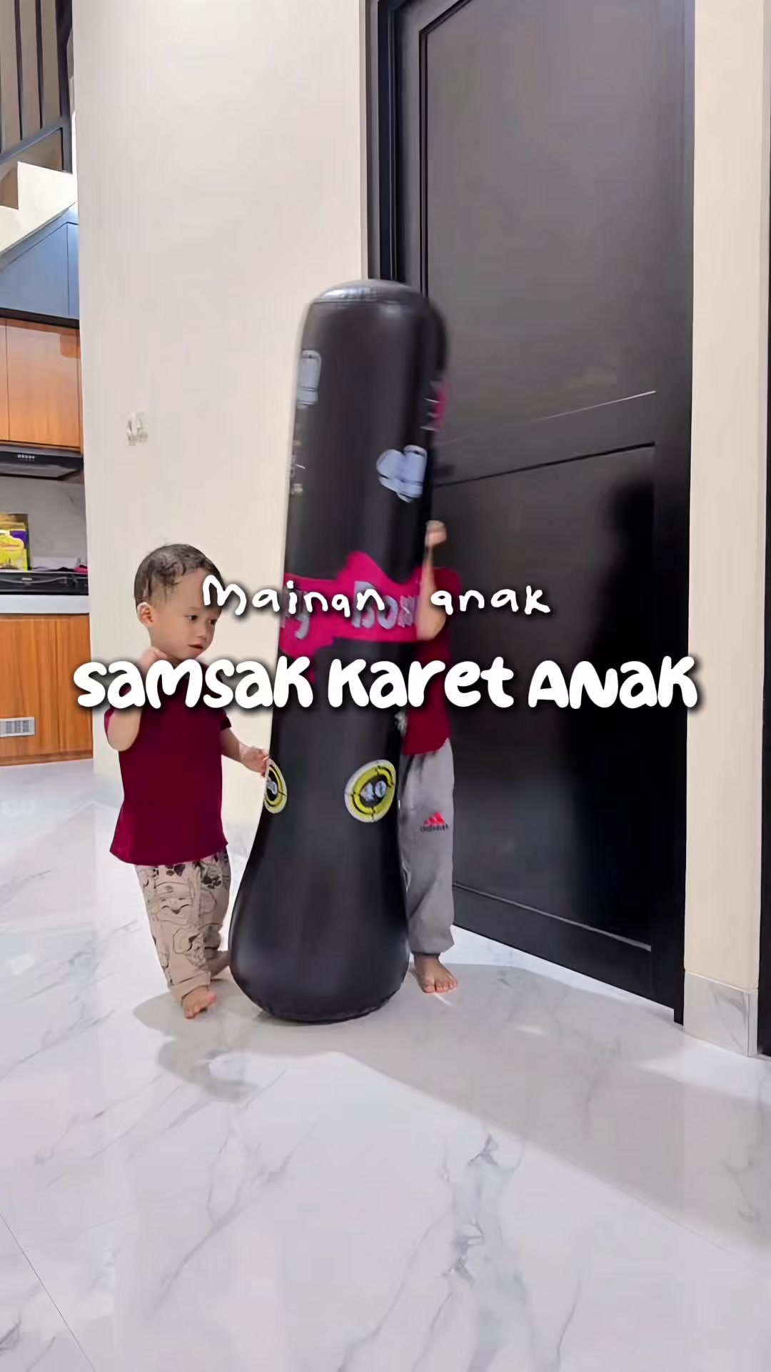@Amihnya Keenan & Kafi
