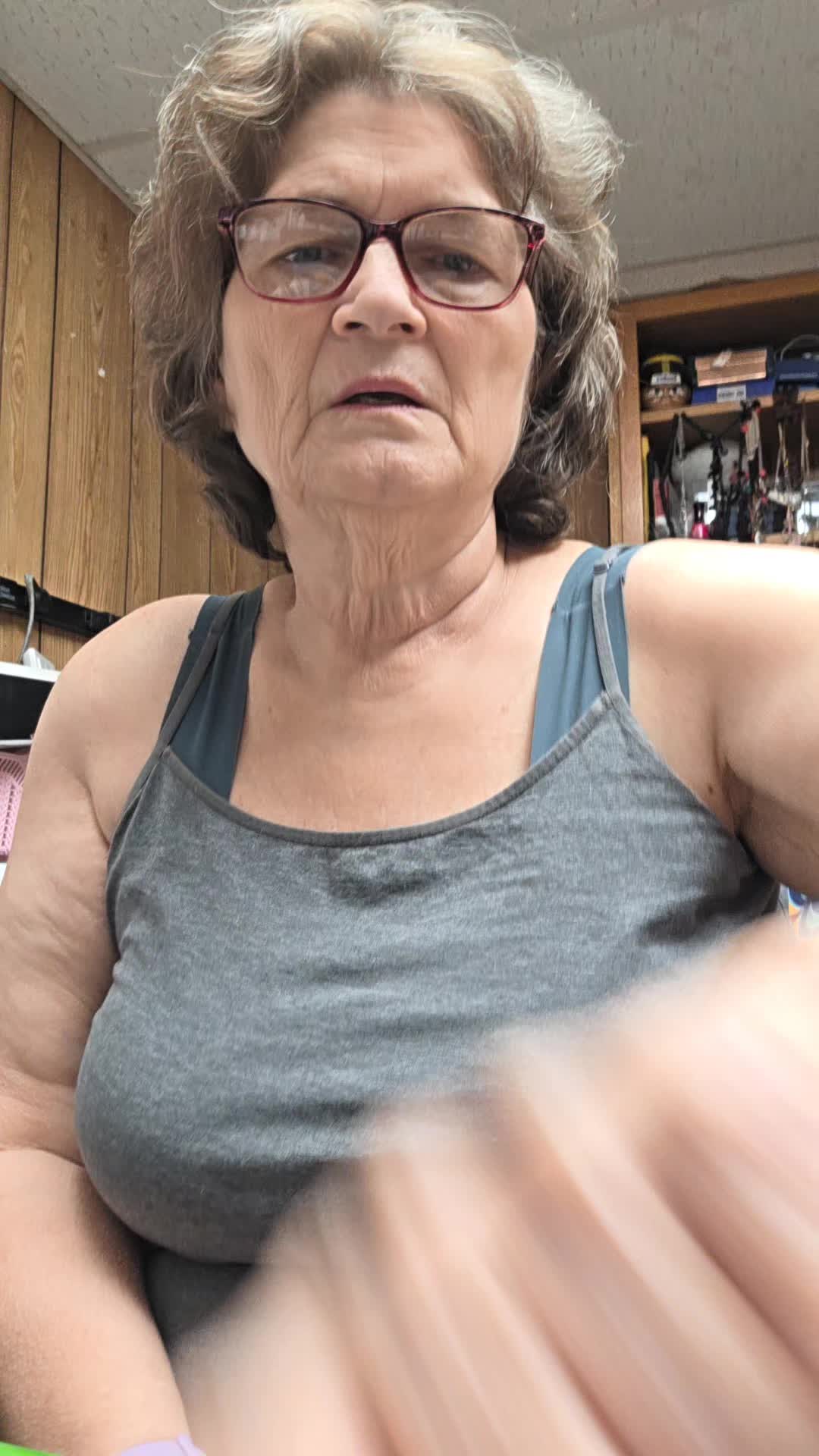 @CarolineDobay