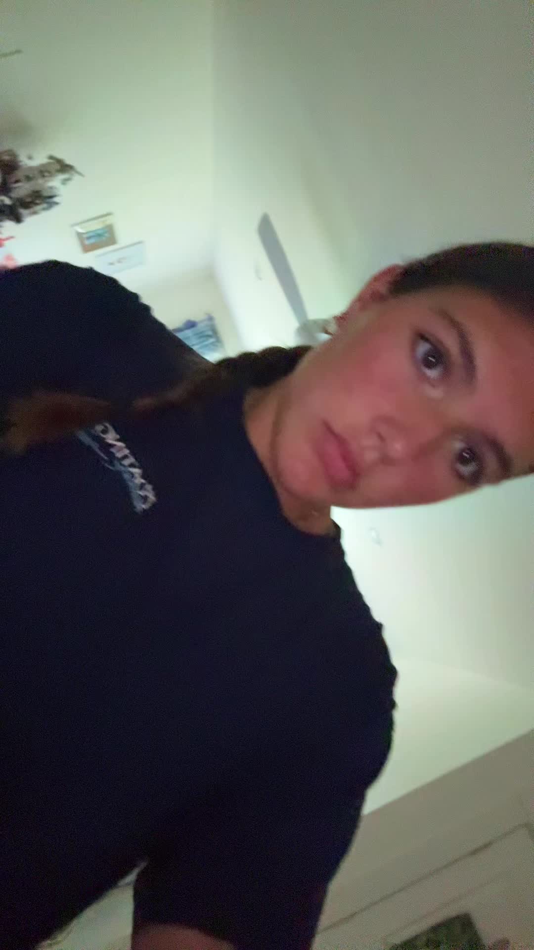 @livvispammm