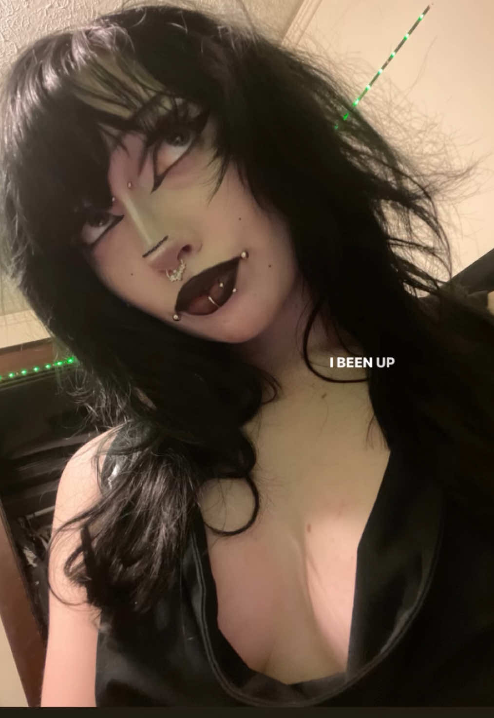 @Haily🗝️