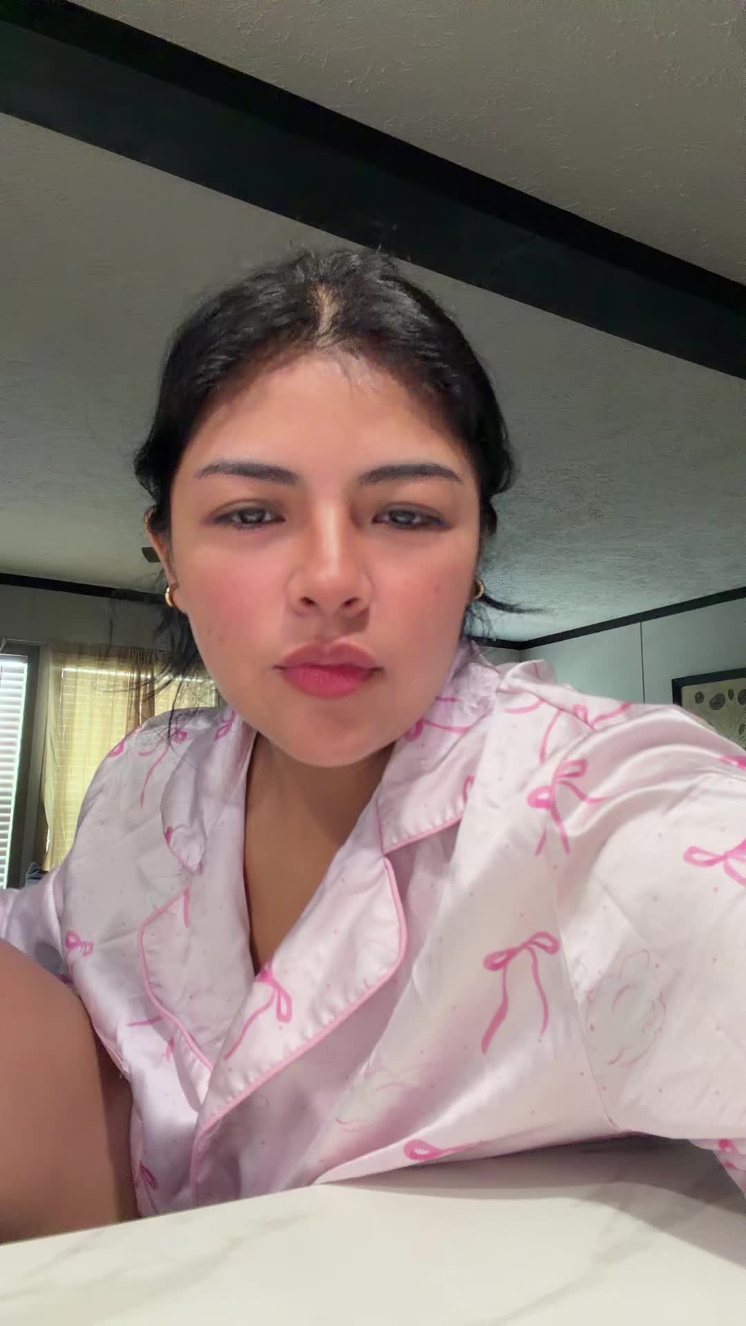 @Irasemagz